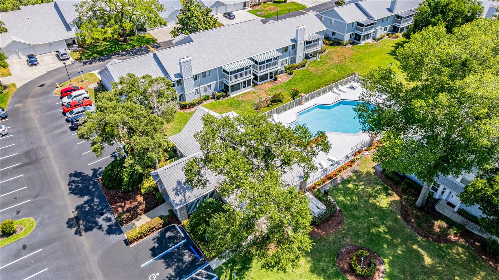Image 27 of 29 For 5395 Dover Village Lane 305