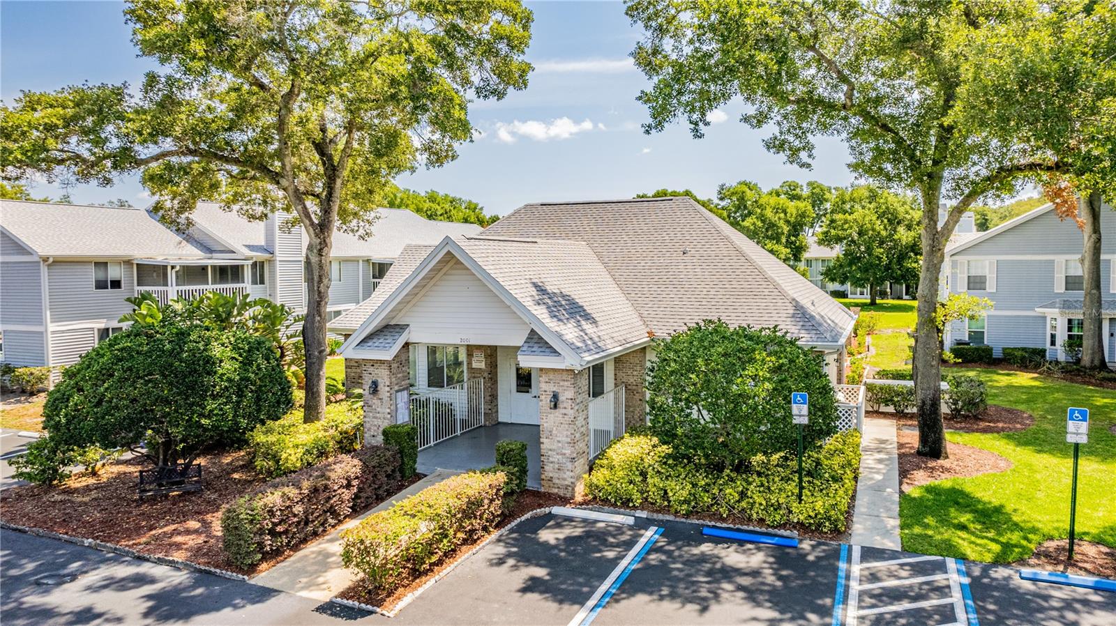 Image 28 of 29 For 5395 Dover Village Lane 305