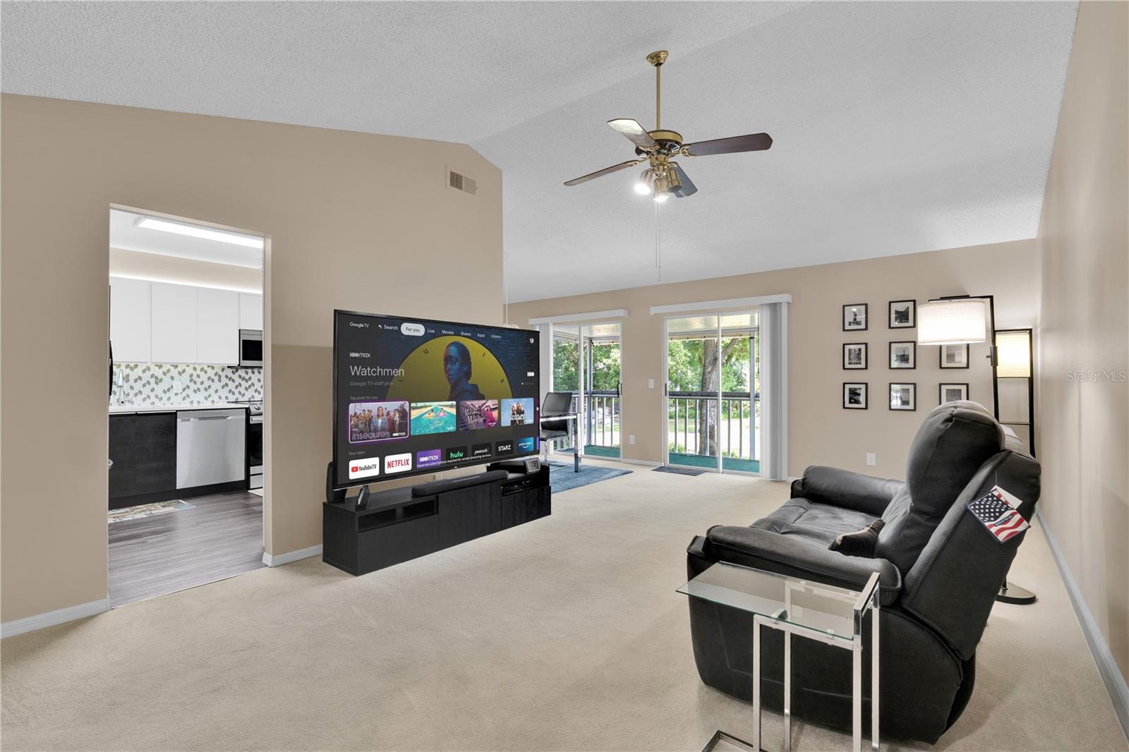 Image 5 of 29 For 5395 Dover Village Lane 305