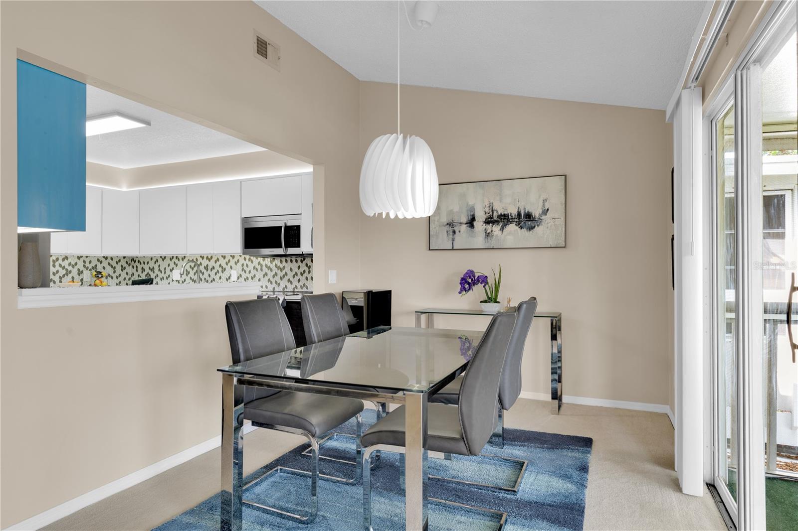 Image 7 of 29 For 5395 Dover Village Lane 305
