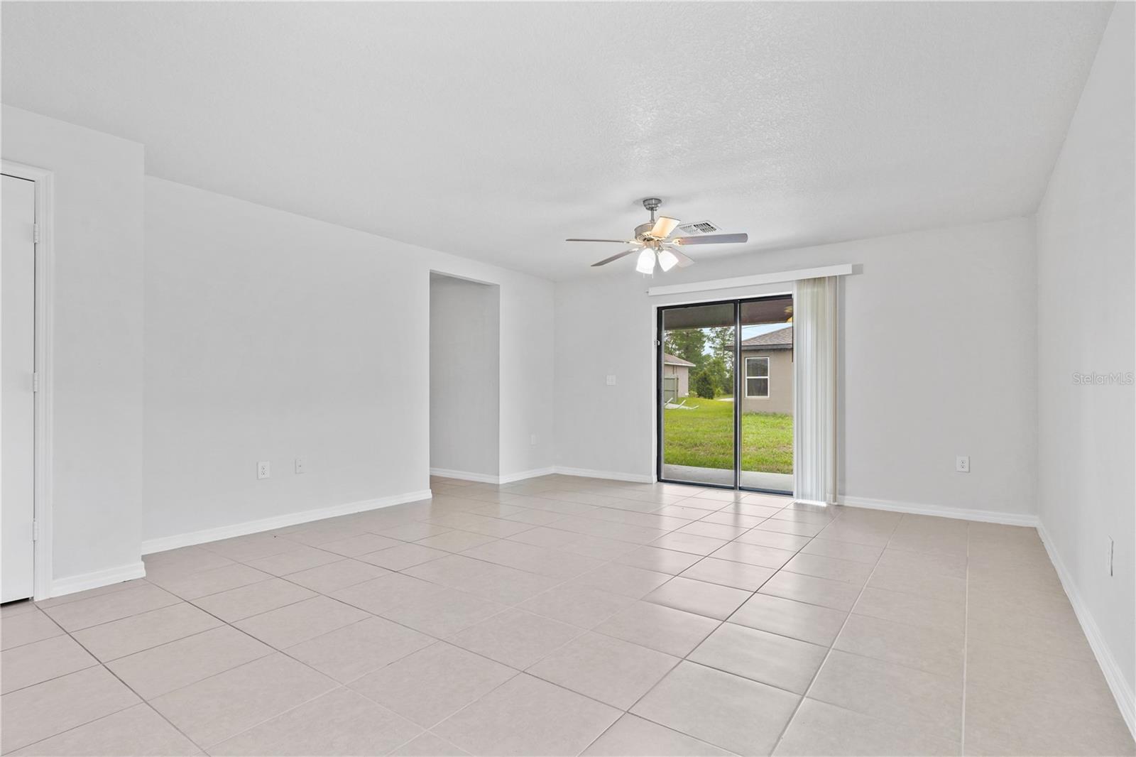 Image 15 of 39 For 269 Fig Court