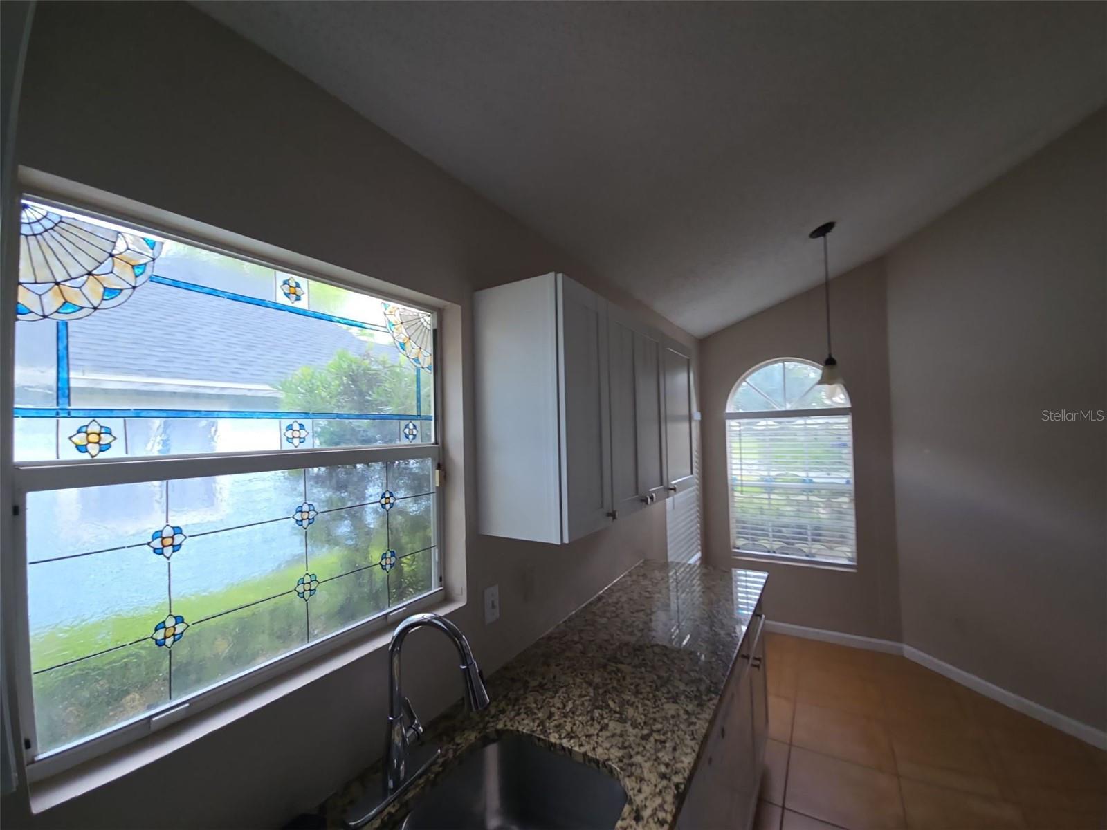 Image 6 of 12 For 129 Edgewater Circle