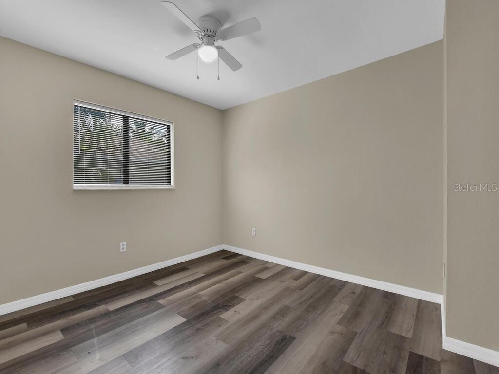 Image 21 of 25 For 1325 28th Street