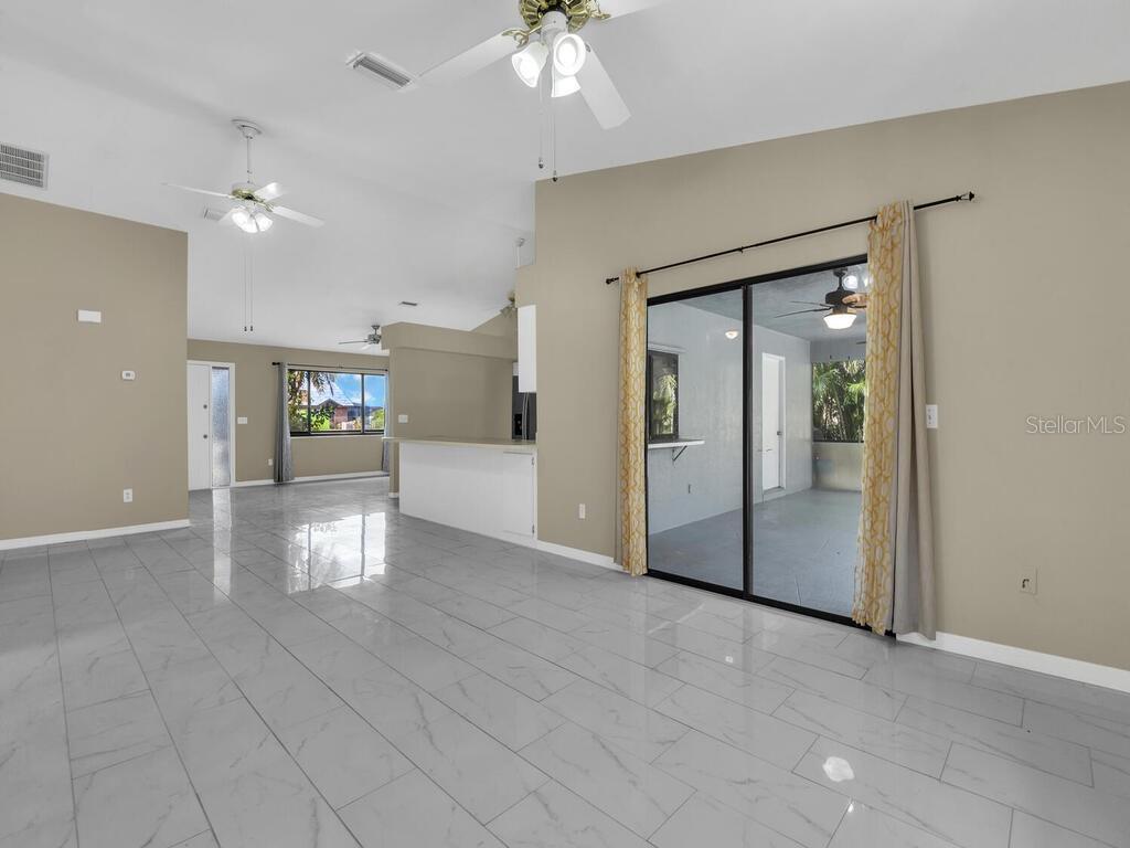 Image 6 of 25 For 1325 28th Street