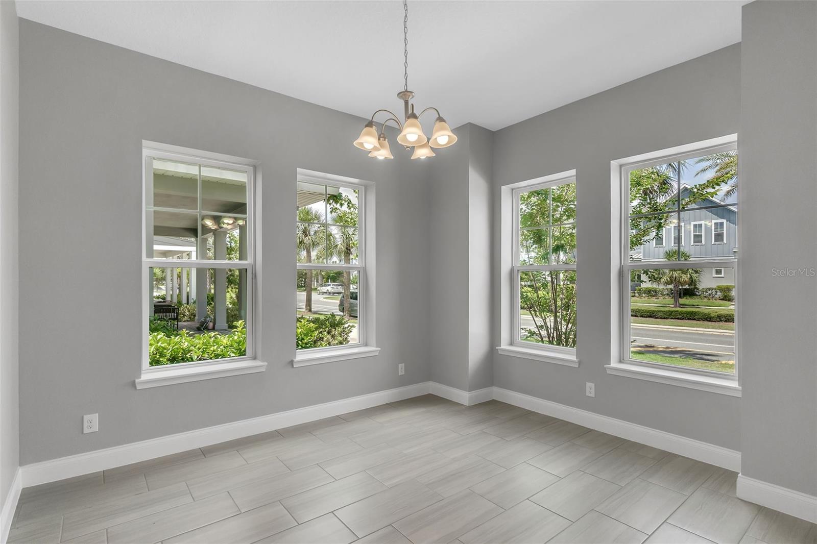 Image 11 of 59 For 8226 Nemours Parkway