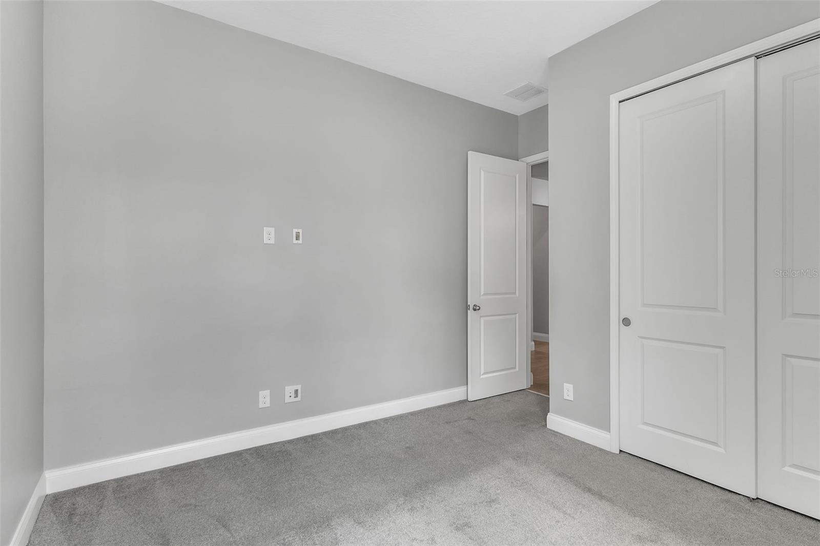 Image 15 of 59 For 8226 Nemours Parkway