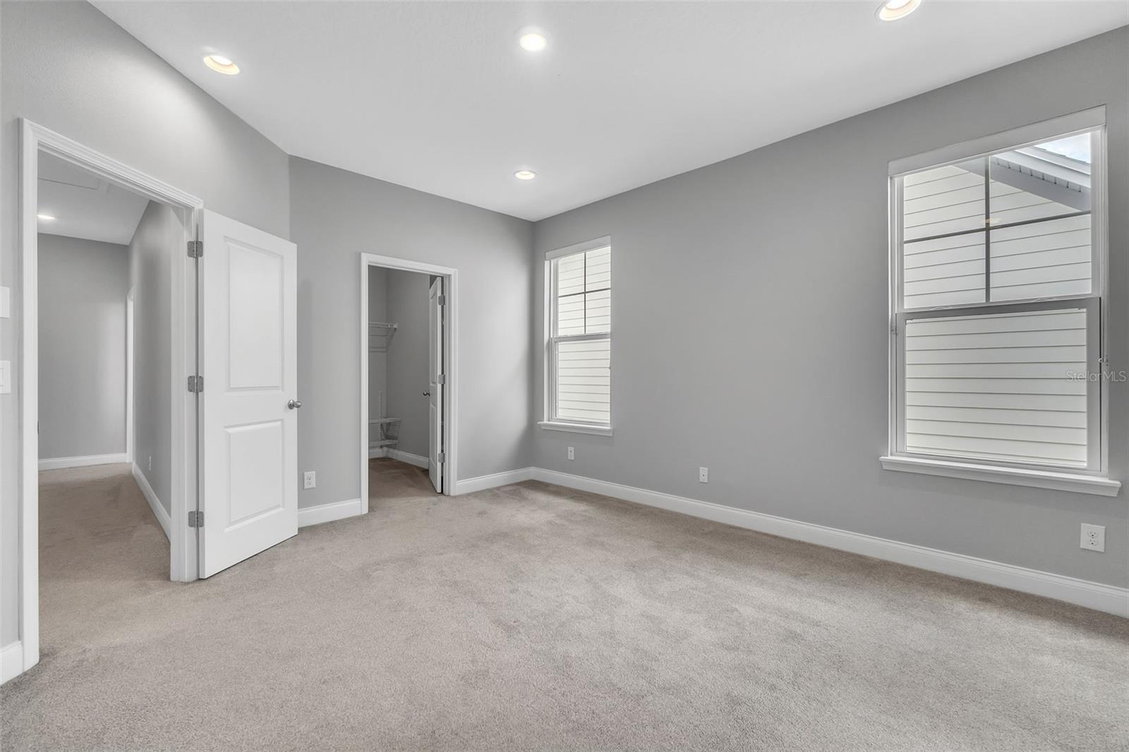 Image 18 of 59 For 8226 Nemours Parkway