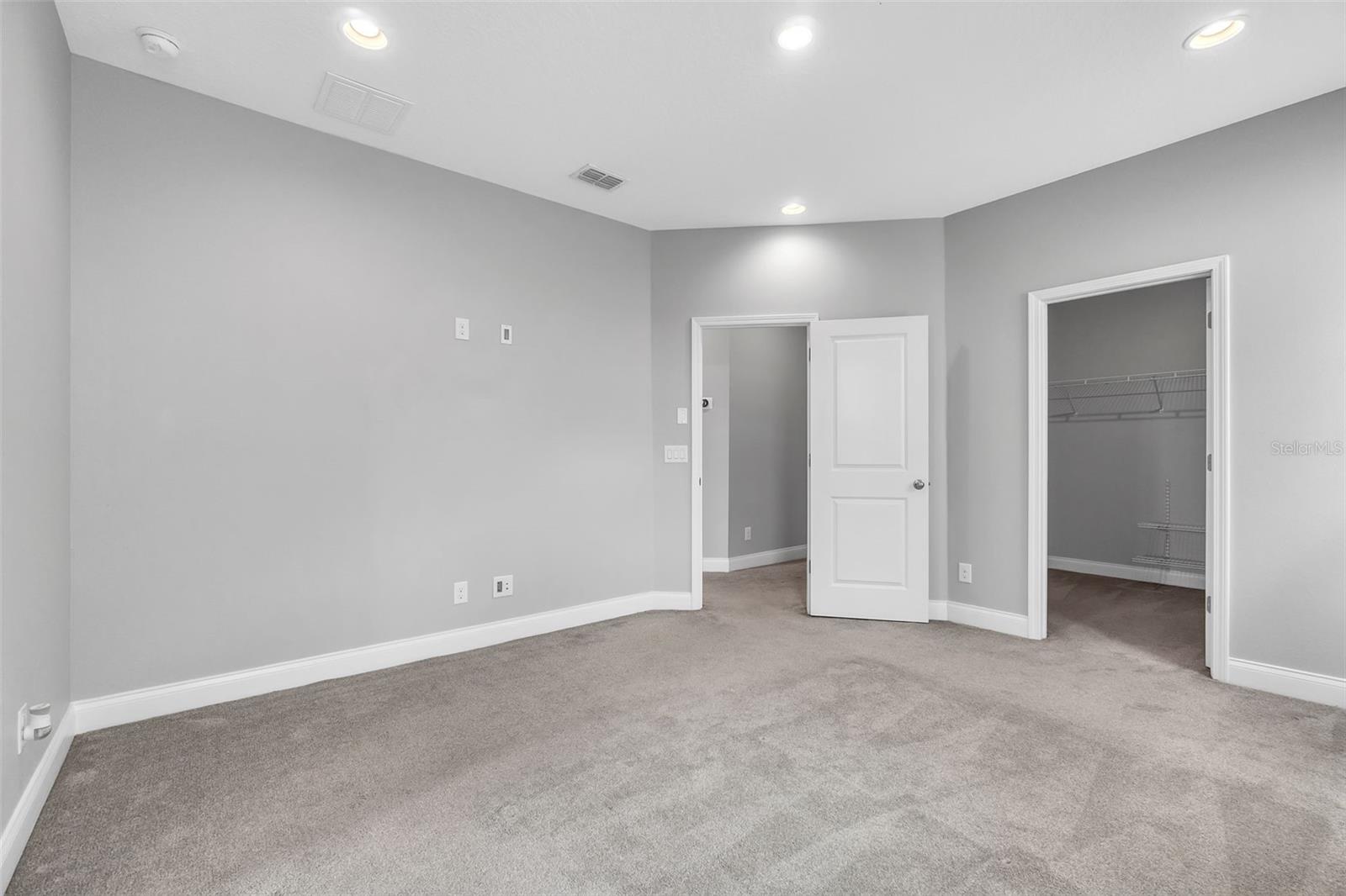 Image 19 of 59 For 8226 Nemours Parkway