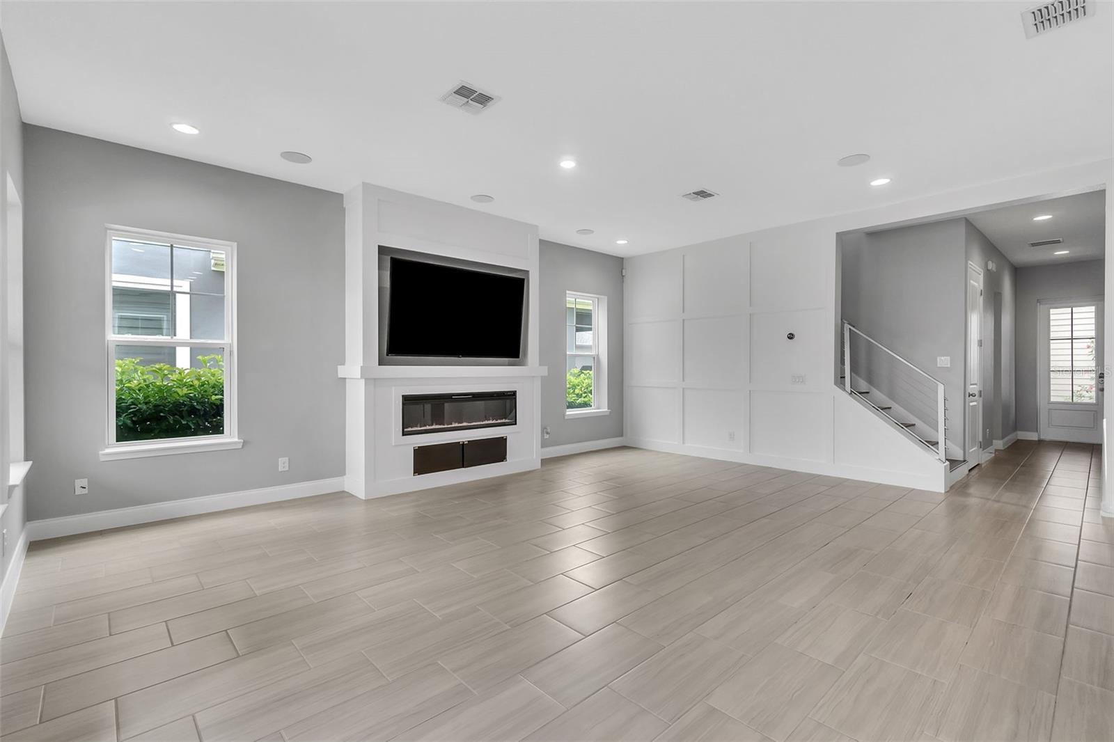Image 3 of 59 For 8226 Nemours Parkway