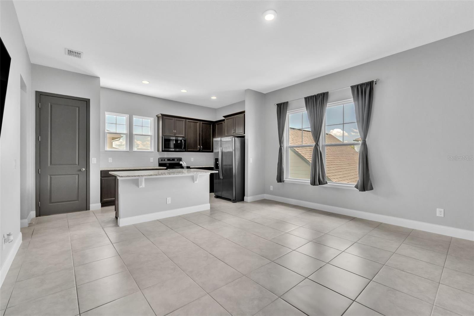 Image 38 of 59 For 8226 Nemours Parkway