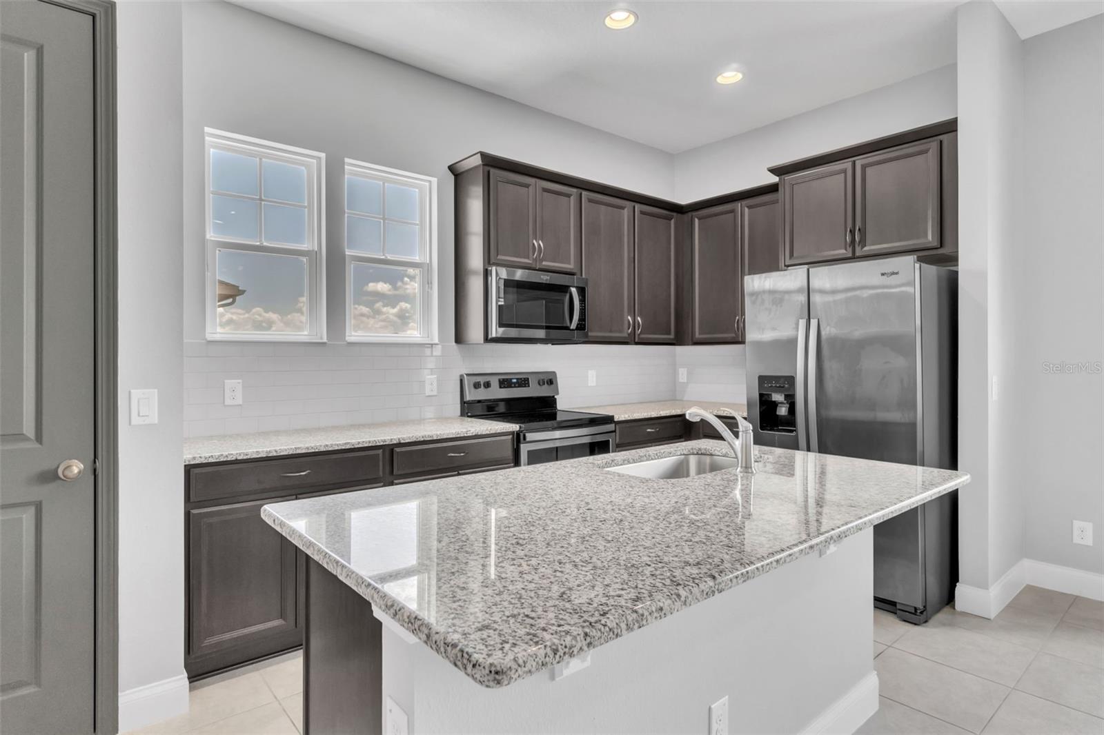 Image 39 of 59 For 8226 Nemours Parkway