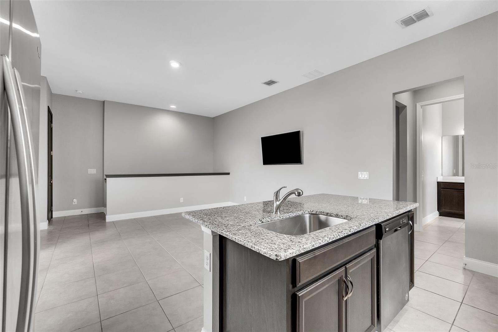 Image 41 of 59 For 8226 Nemours Parkway