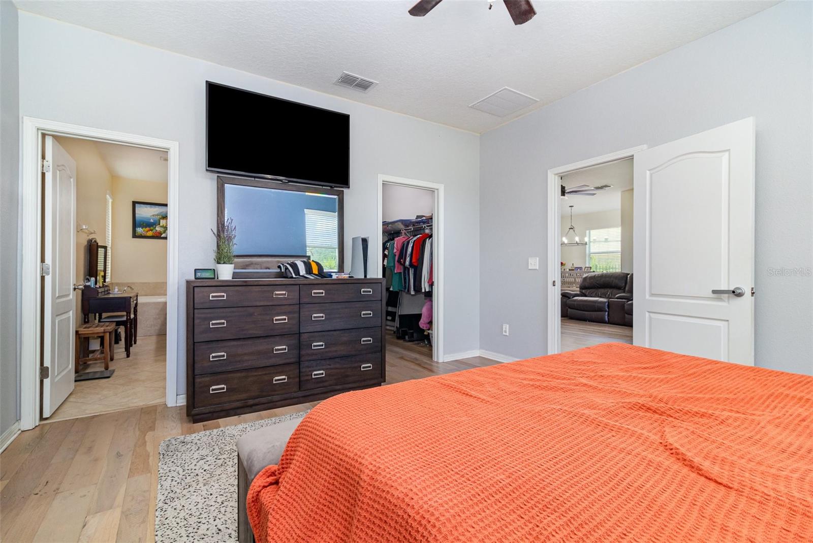 Image 18 of 32 For 1089 Seburn Road