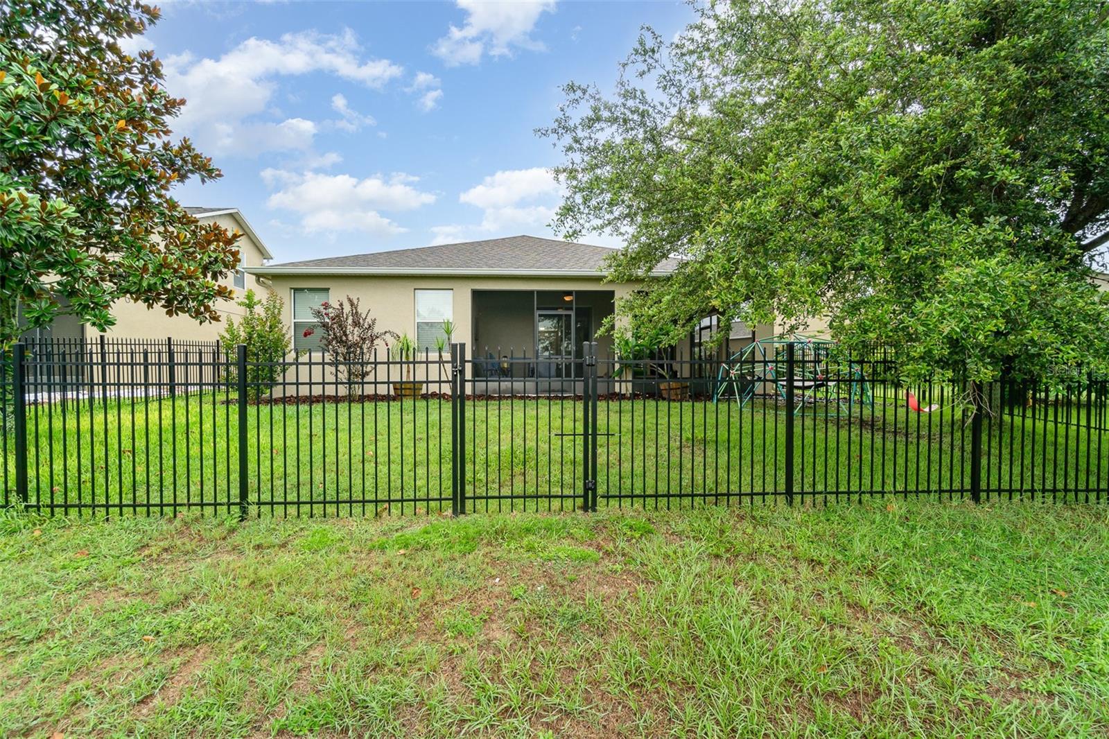 Image 27 of 32 For 1089 Seburn Road