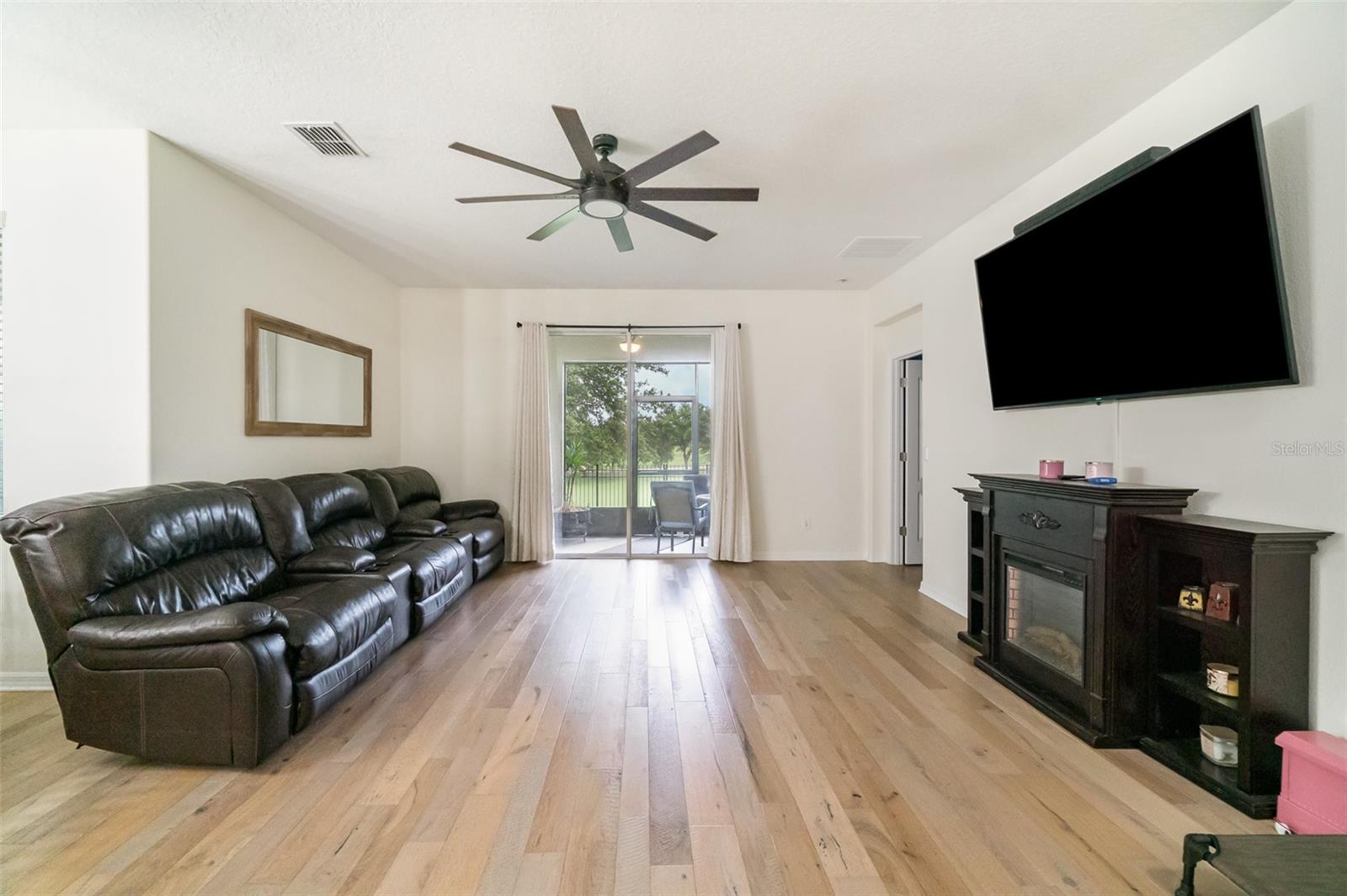 Image 8 of 32 For 1089 Seburn Road