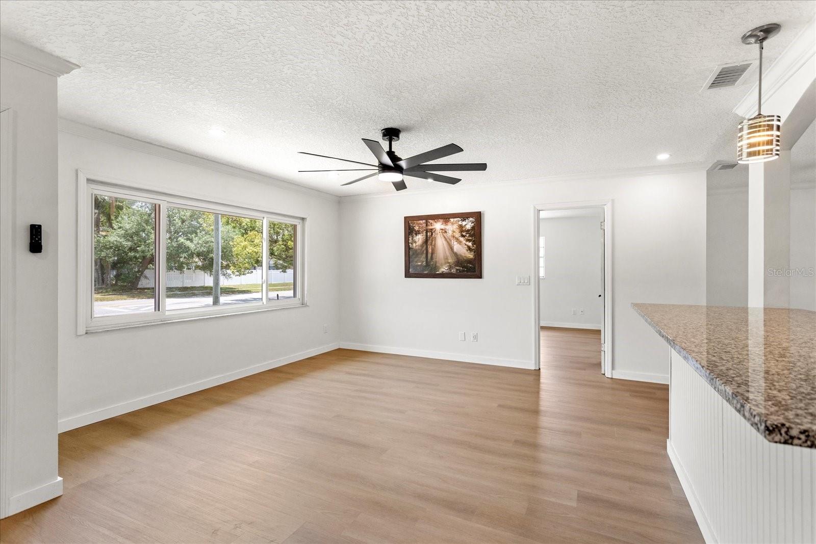 Image 12 of 37 For 5338 Tangerine Avenue