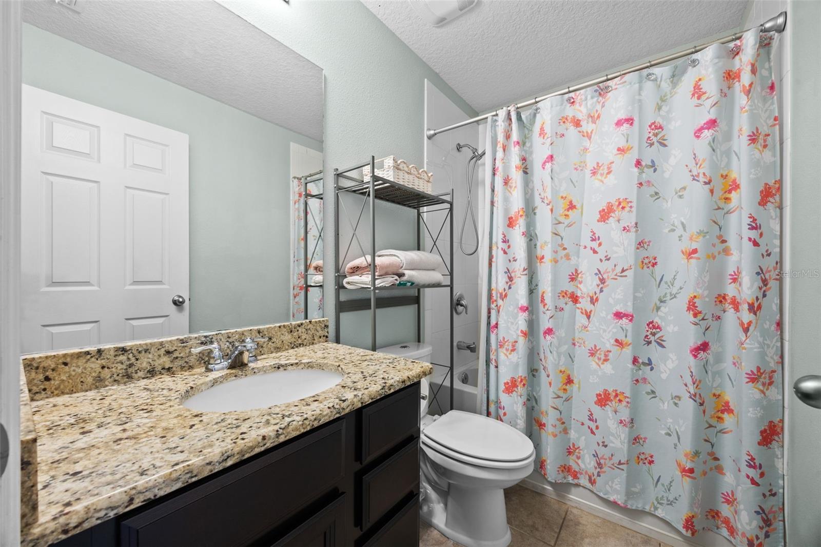 Image 32 of 63 For 646 Marsh Reed Drive