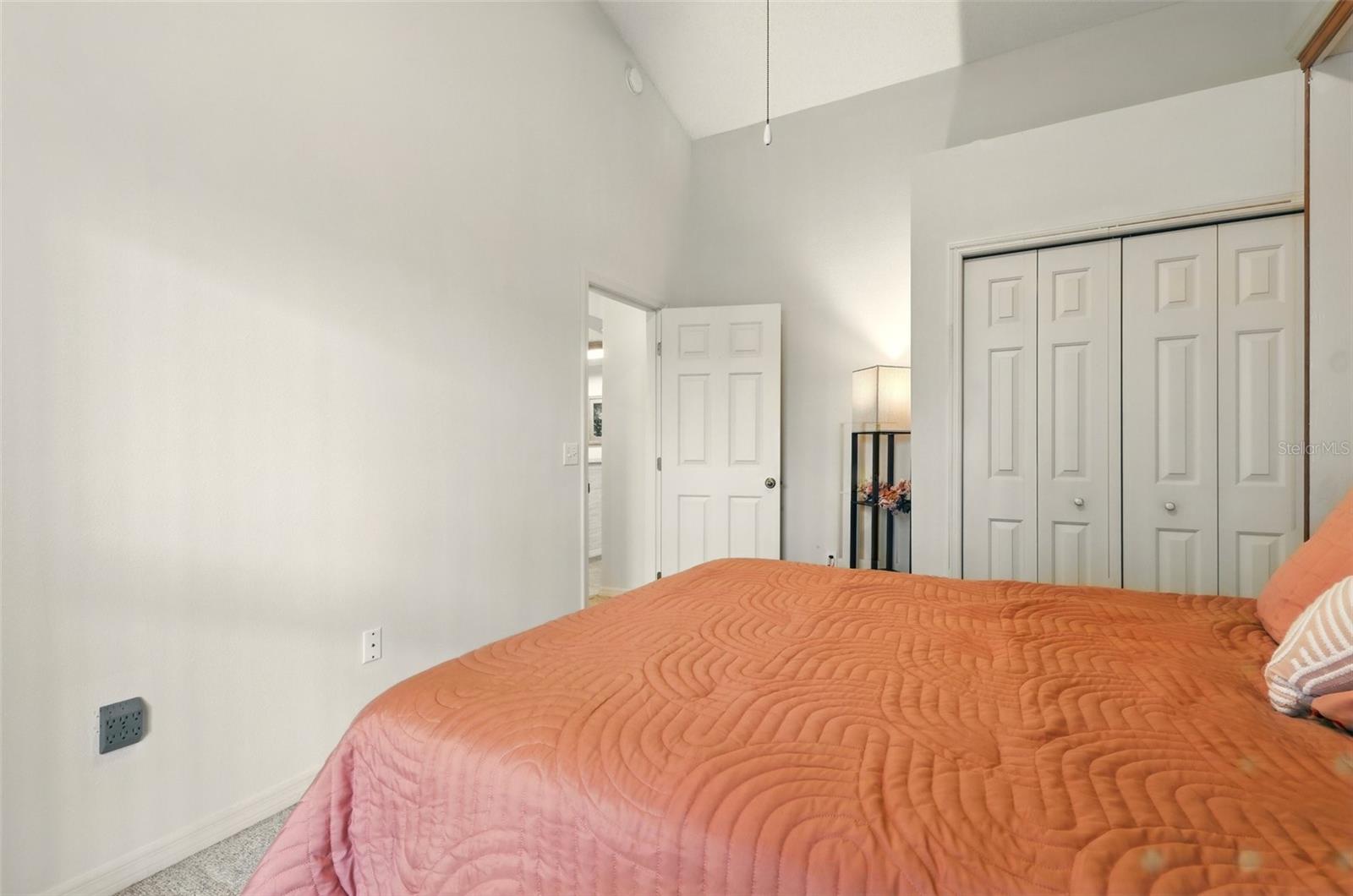 Image 17 of 19 For 1548 Challenger Avenue