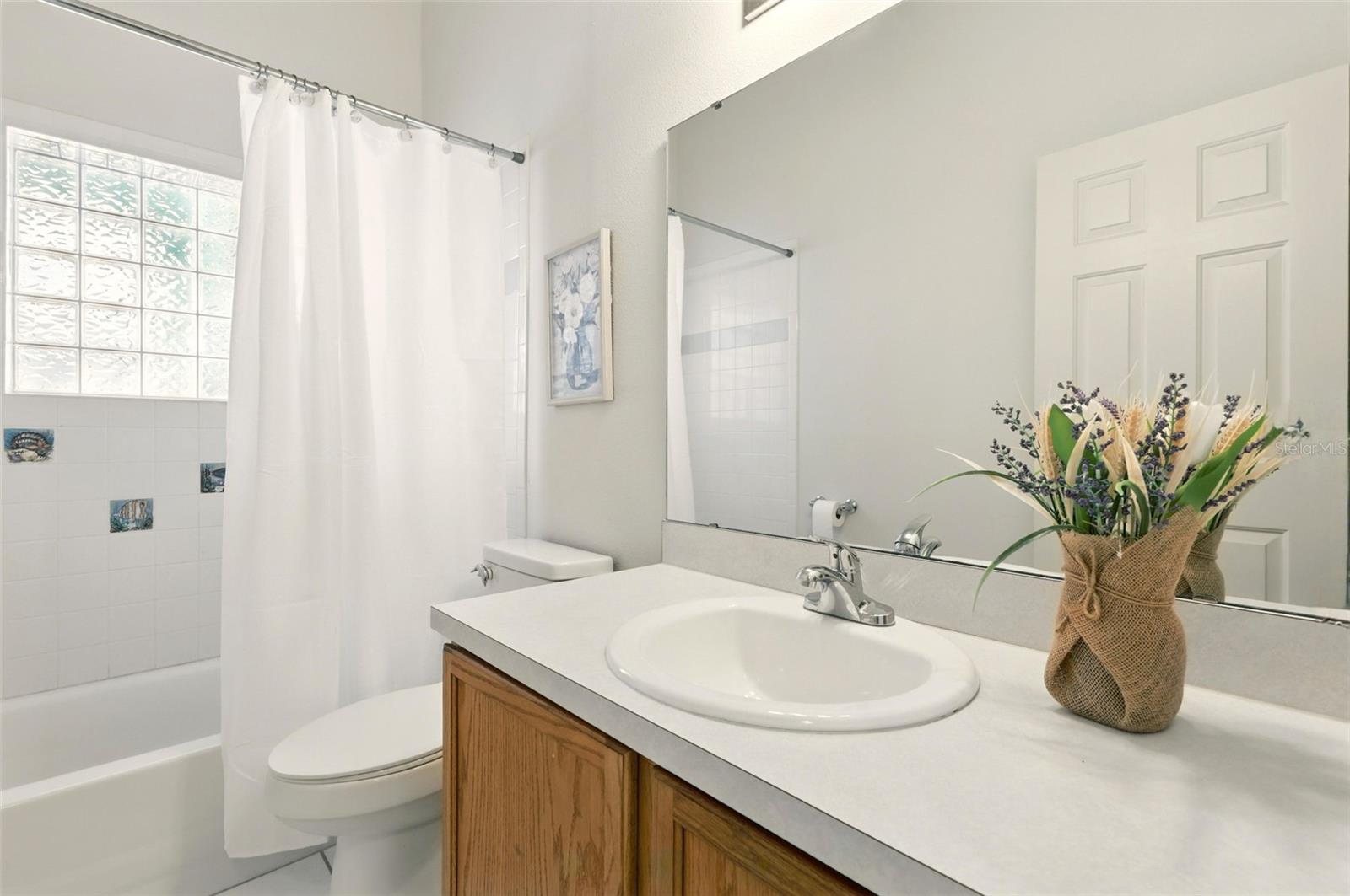 Image 18 of 19 For 1548 Challenger Avenue