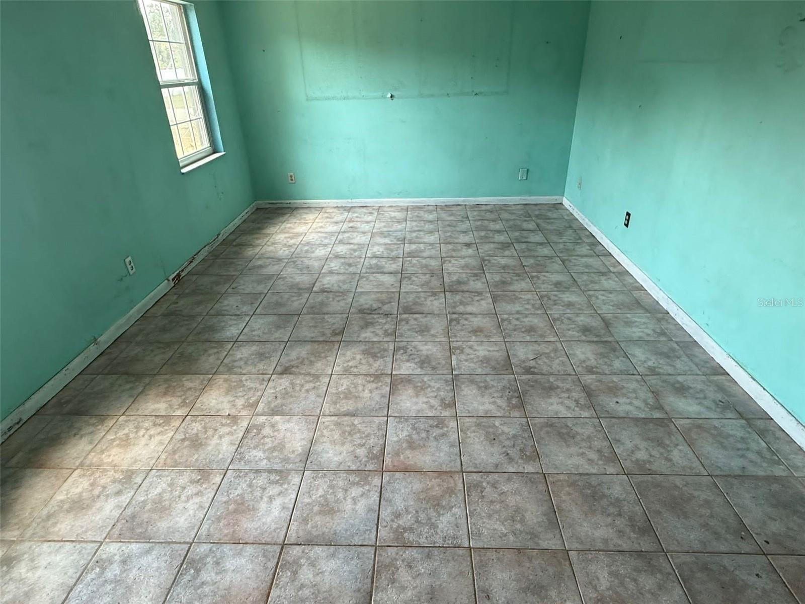 Image 9 of 12 For 1675 Louis Drive