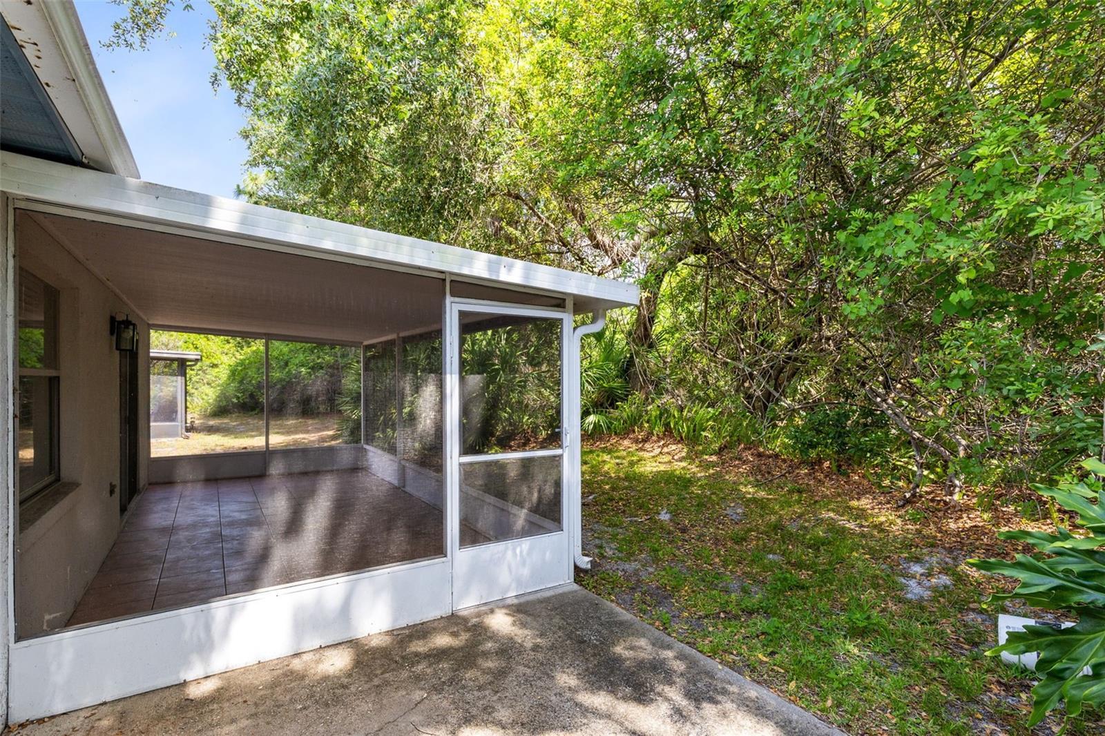 Image 18 of 26 For 3120 Winchester Drive
