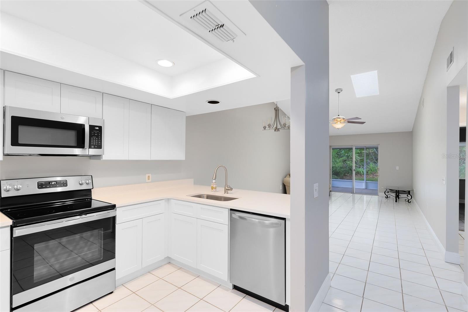 Image 4 of 26 For 3120 Winchester Drive