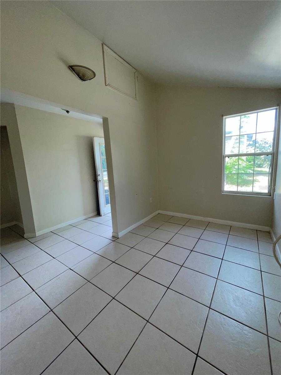 Image 4 of 13 For 2414 Orange Avenue