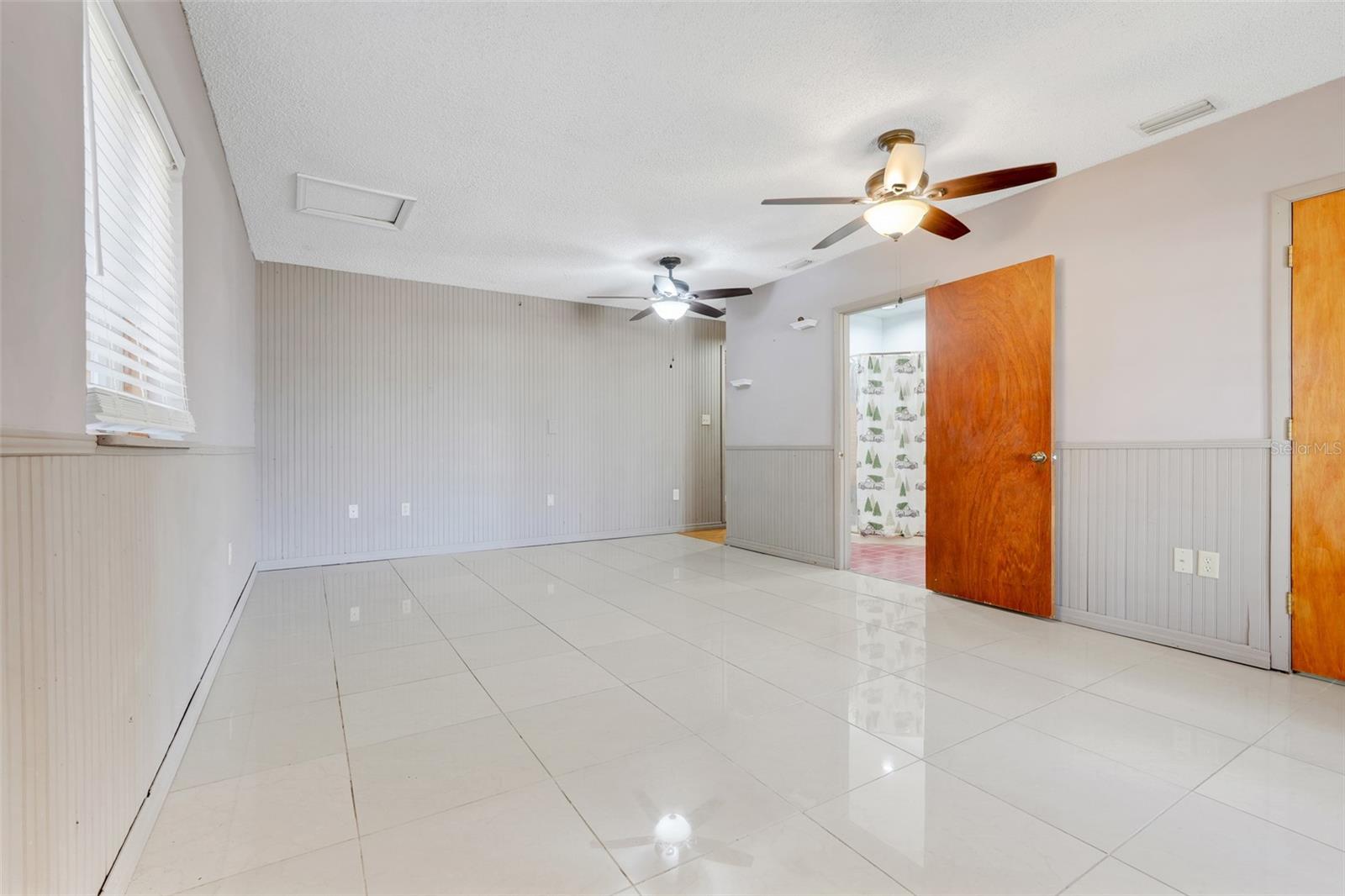 Image 22 of 41 For 106 8th Street