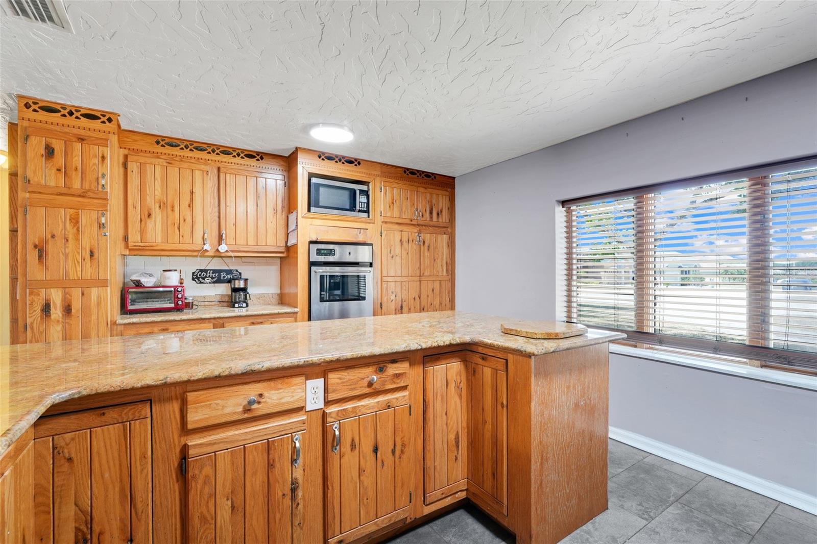 Image 6 of 41 For 106 8th Street
