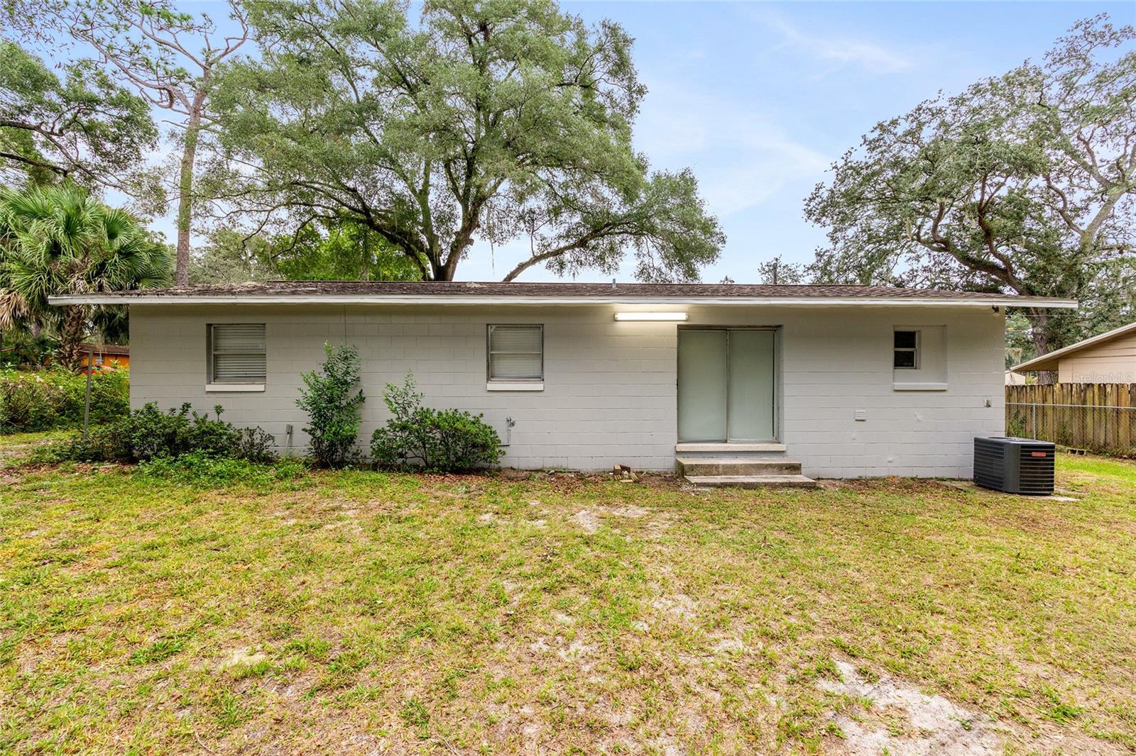 Image 20 of 55 For 3600 22nd Court