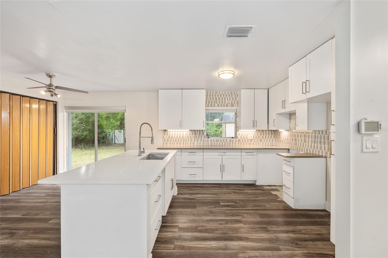 Image 32 of 55 For 3600 22nd Court