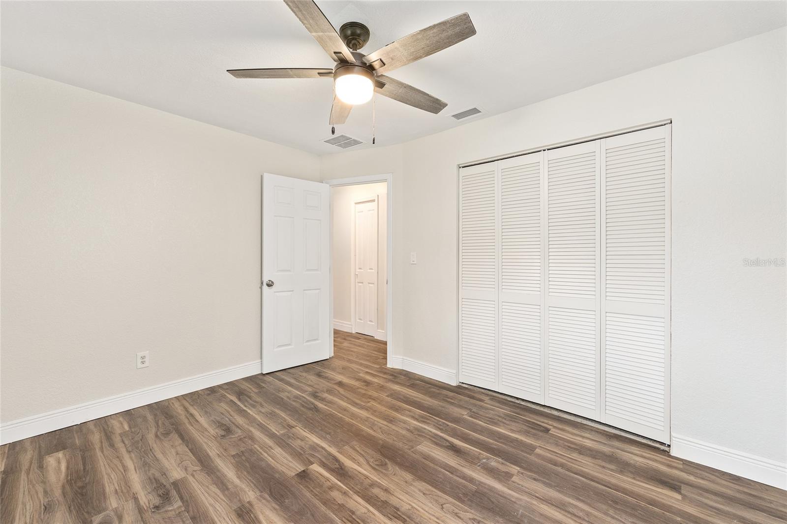 Image 37 of 55 For 3600 22nd Court