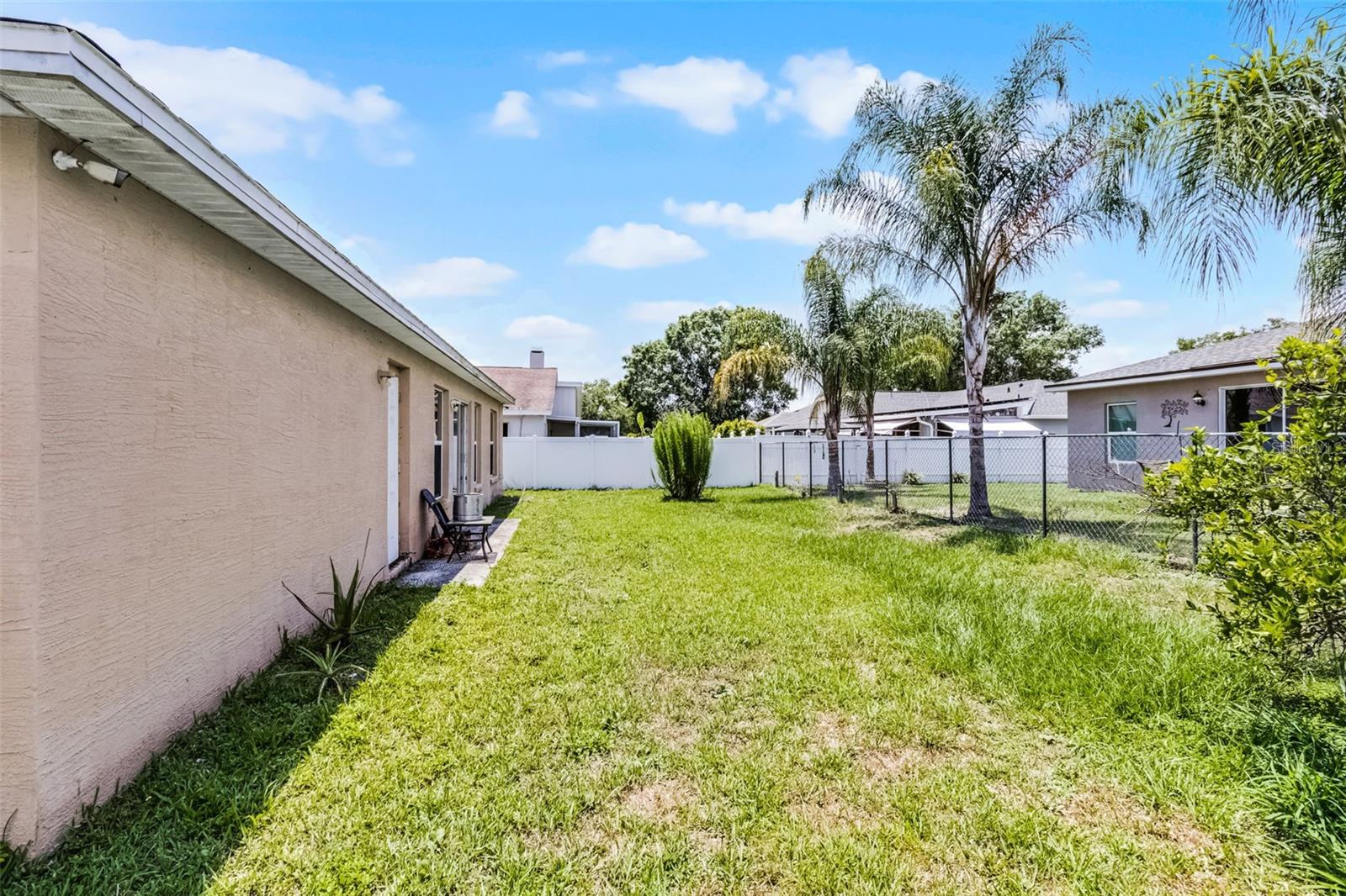 Image 18 of 19 For 460 Flamingo Court