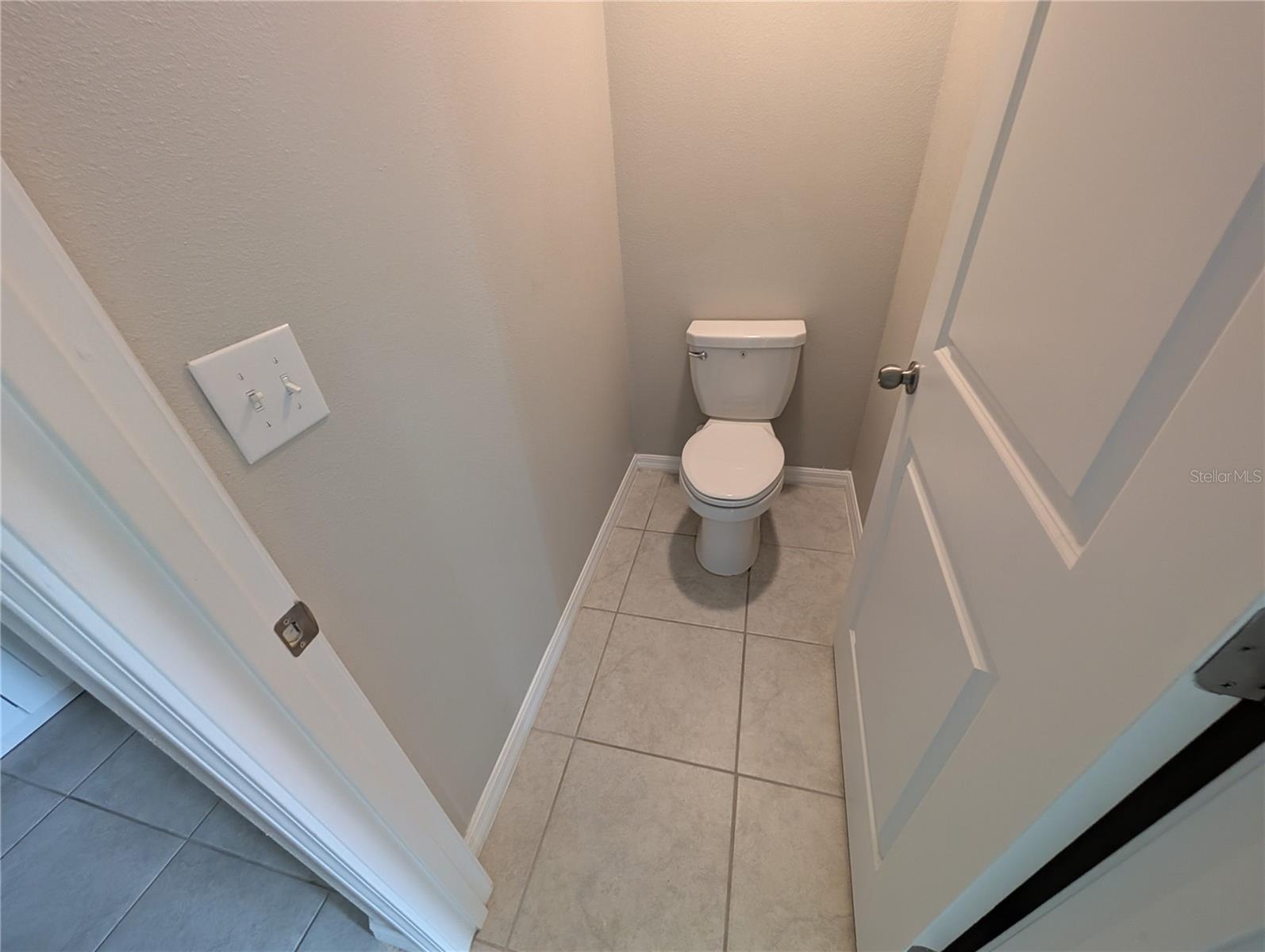 Image 23 of 36 For 16780 Delia Street