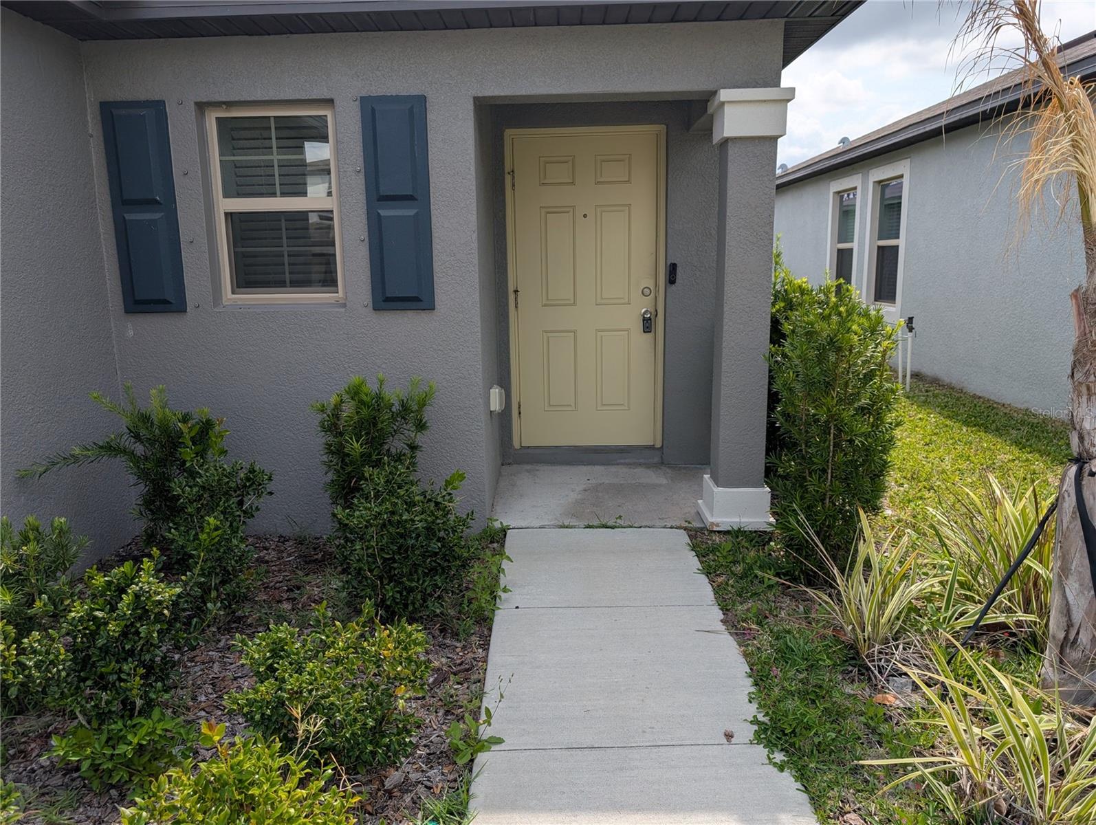 Image 4 of 36 For 16780 Delia Street