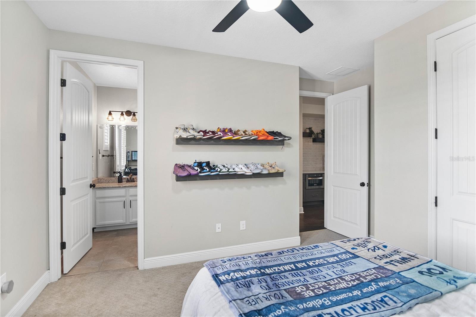 Image 40 of 70 For 557 Lake Cove Pointe Circle