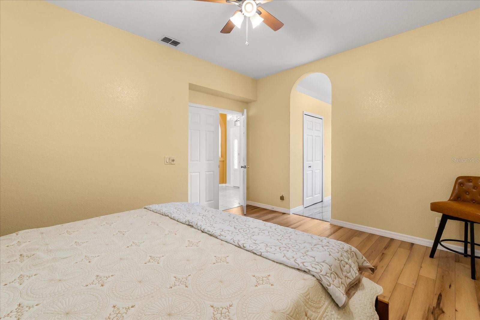 Image 13 of 30 For 507 Westwind Drive