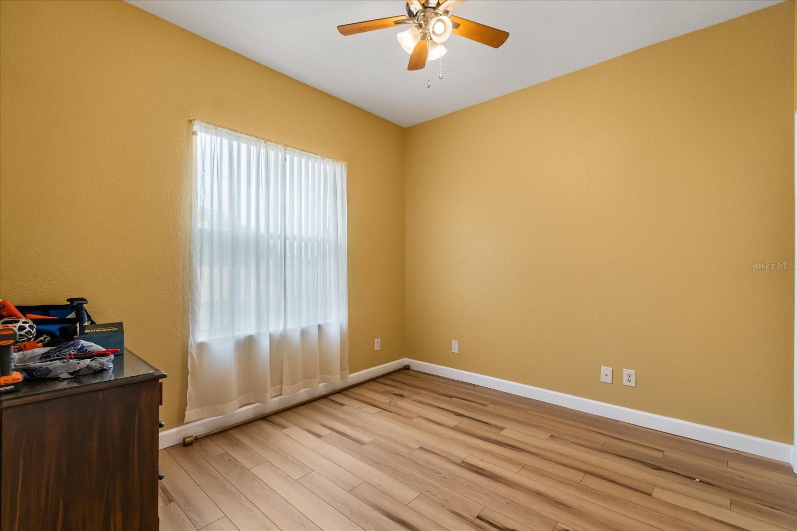 Image 16 of 30 For 507 Westwind Drive