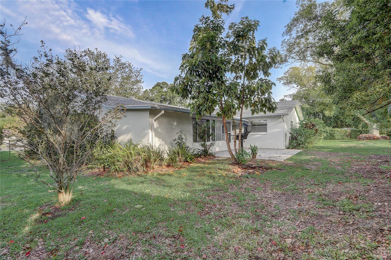 Image 35 of 38 For 3100 Las Palmas Drive