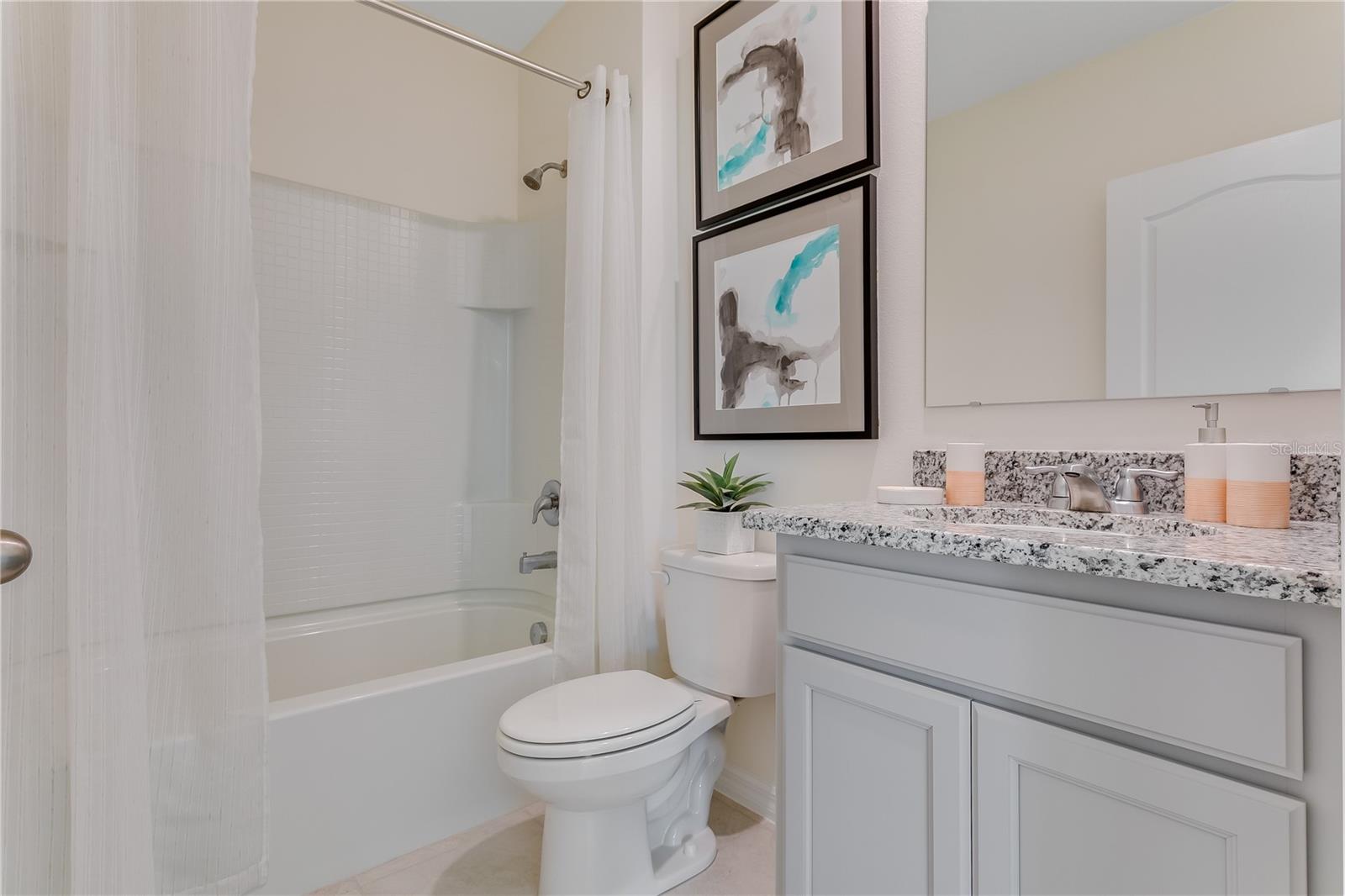 Image 15 of 35 For 279 Wisteria Court