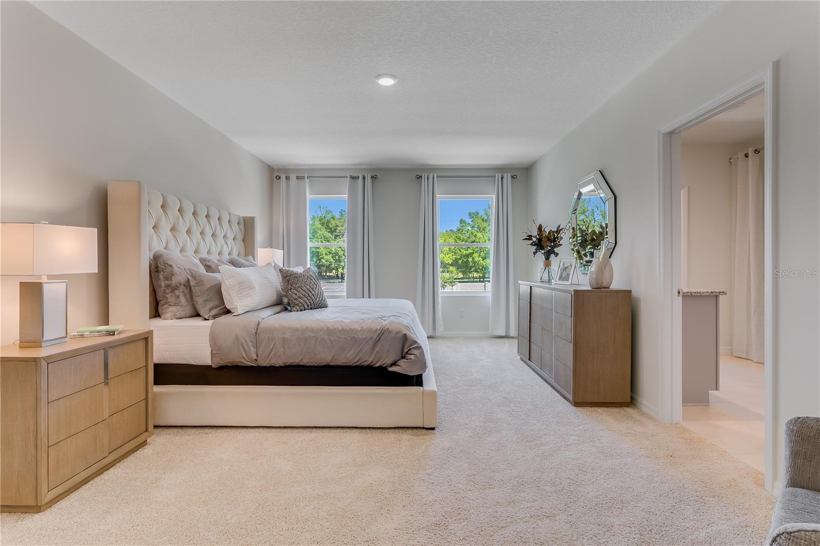 Image 18 of 35 For 279 Wisteria Court