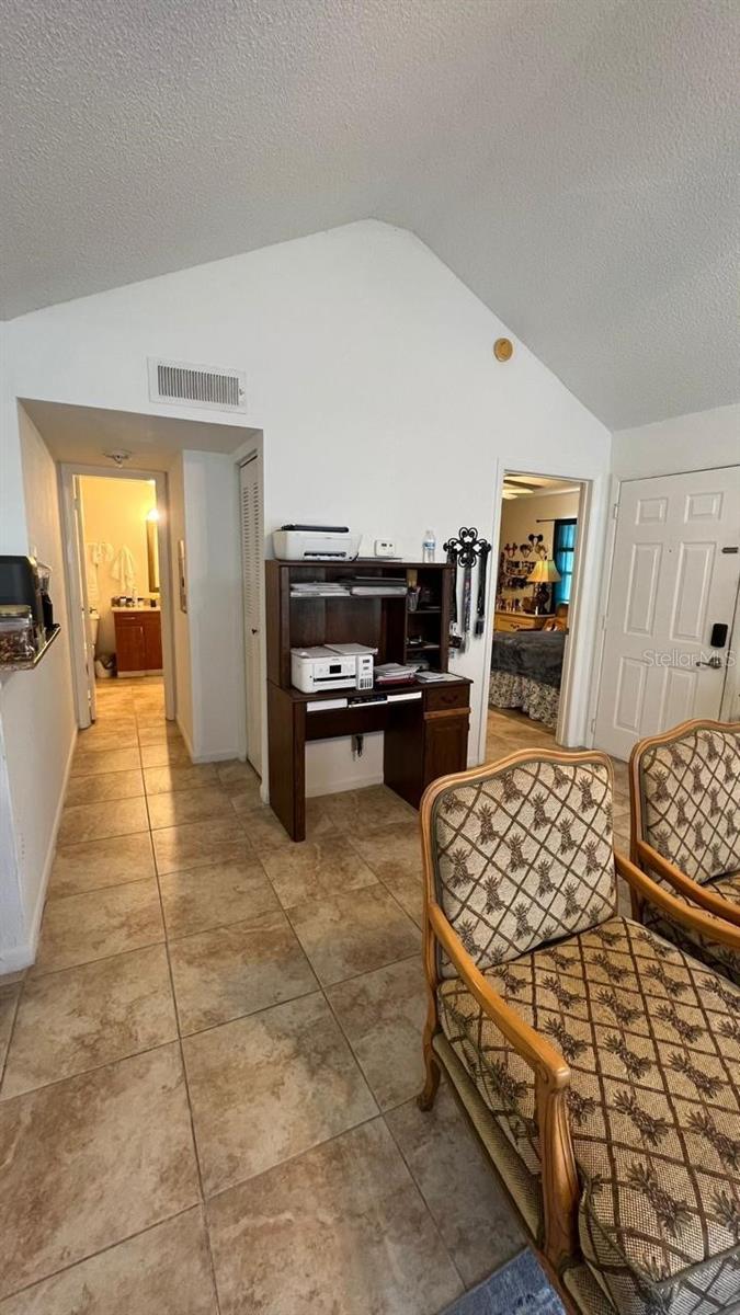 Image 10 of 18 For 11582 Westwood Boulevard 1428
