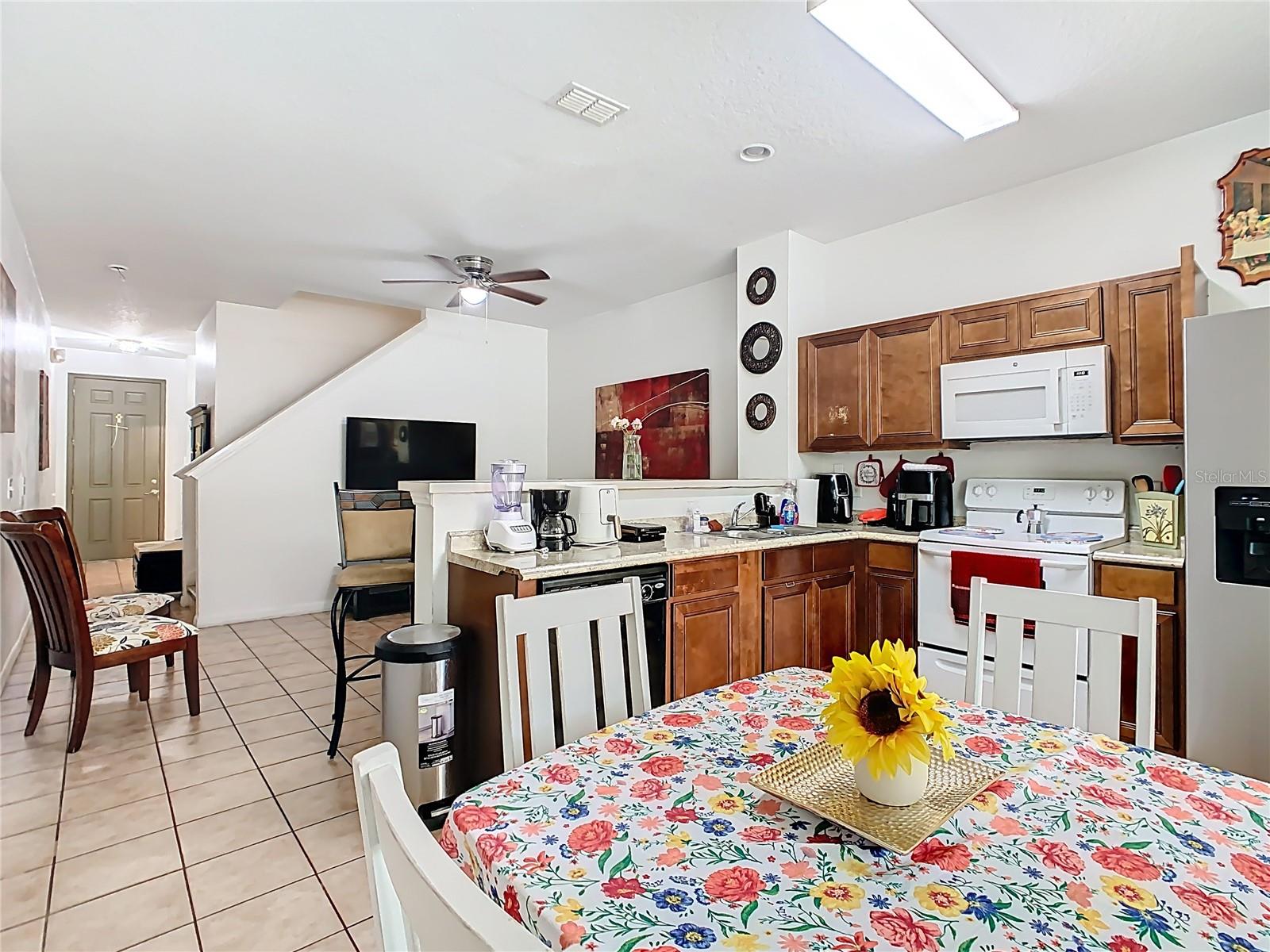 Image 14 of 41 For 2662 Mayaguana Street