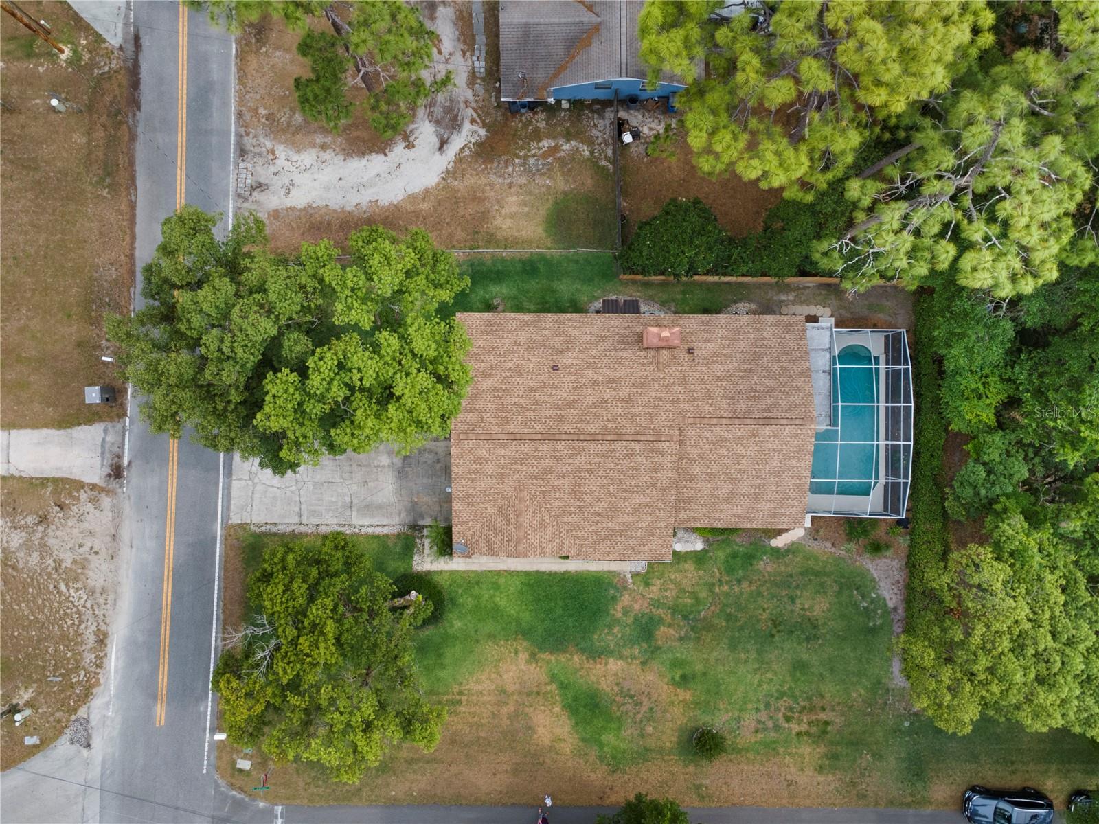 Image 32 of 33 For 360 Pineview Street