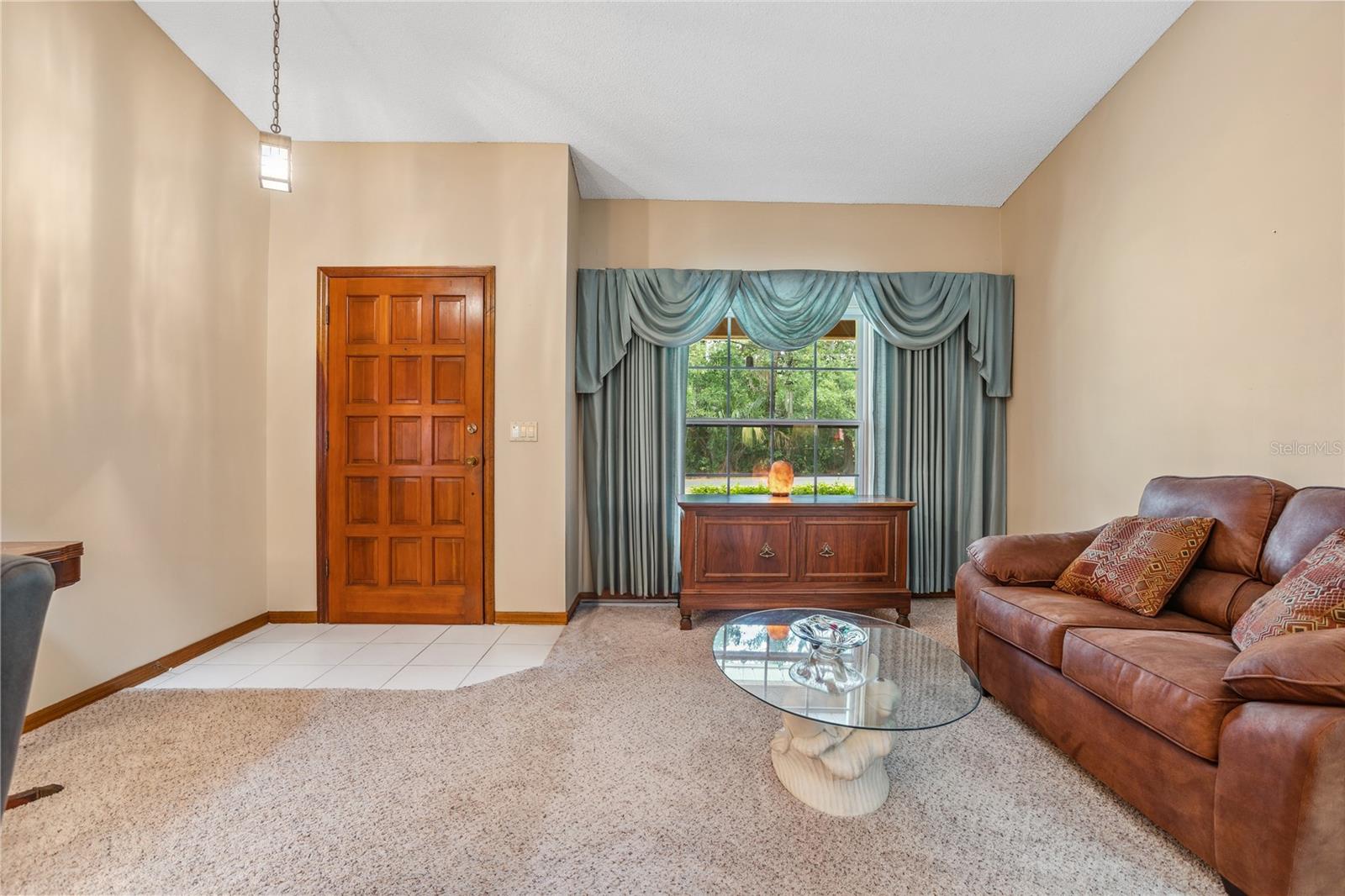 Image 4 of 33 For 360 Pineview Street