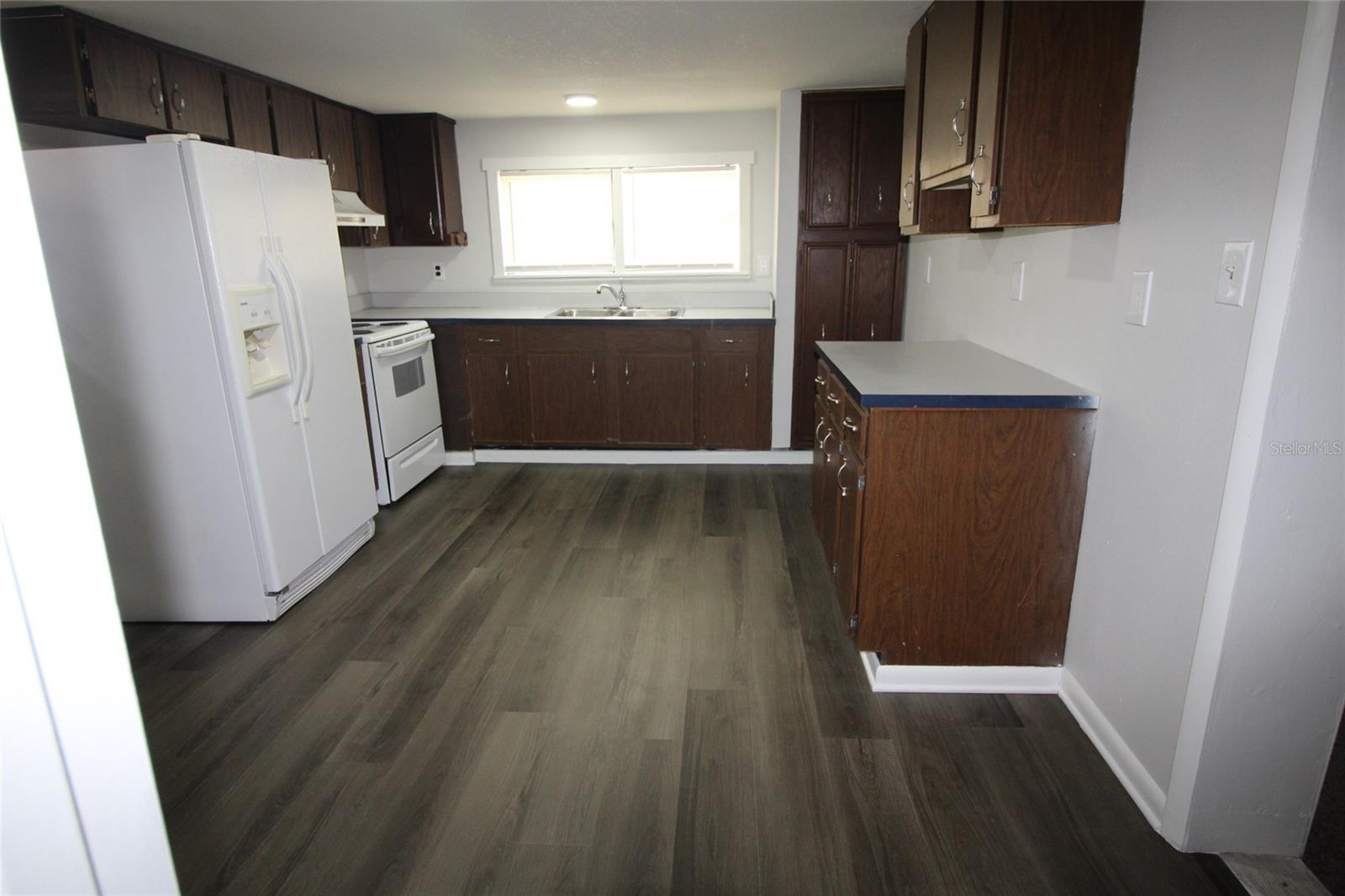 Image 5 of 19 For 9927 6th Avenue