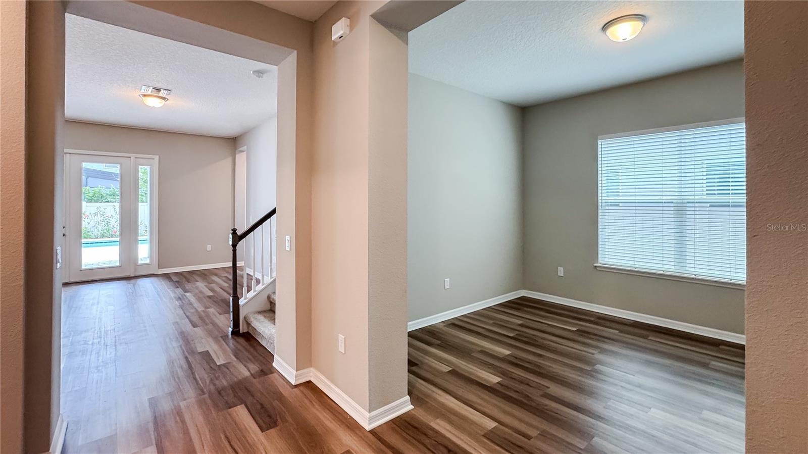 Image 3 of 29 For 9917 Summerlake Groves Street