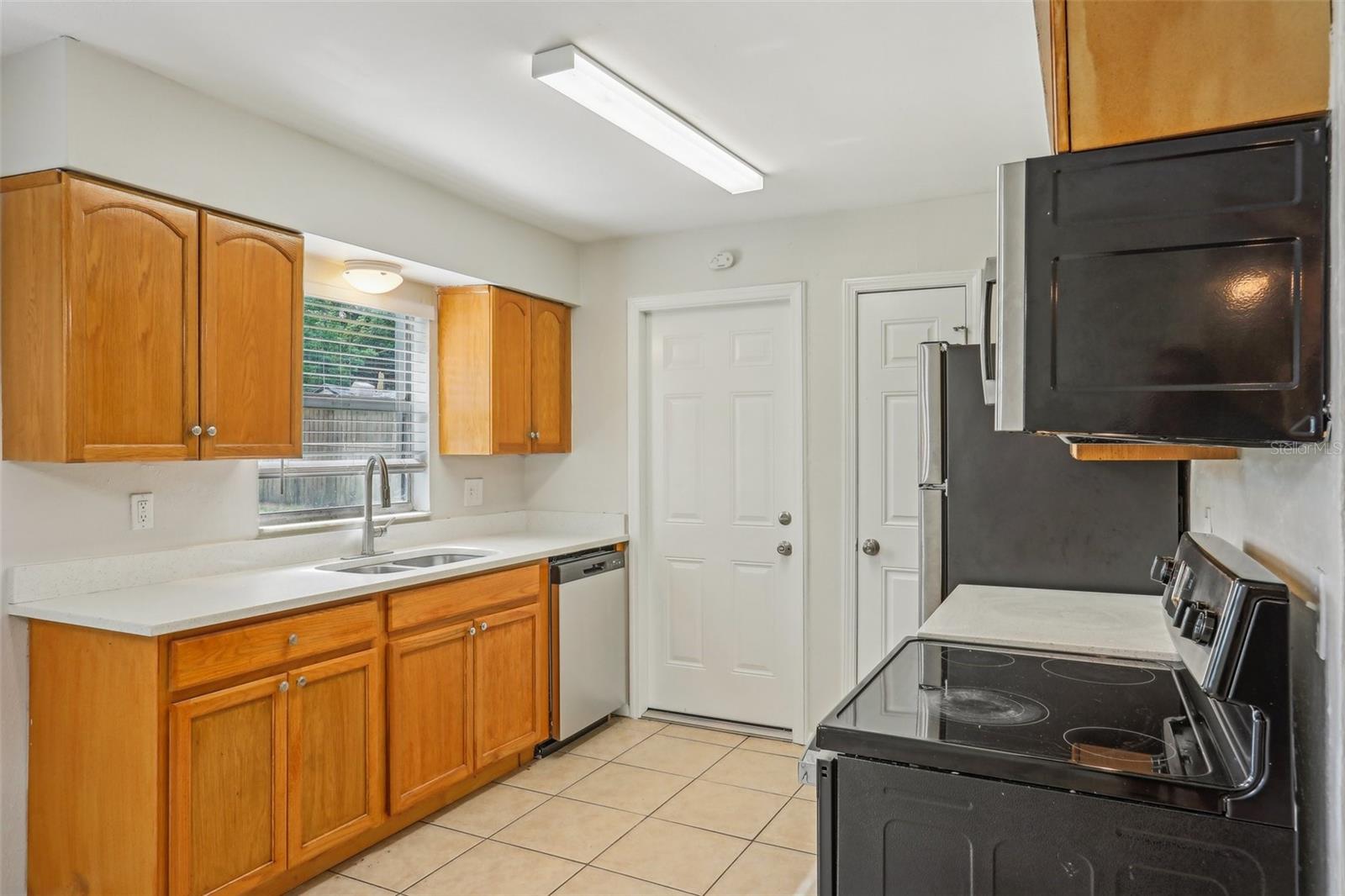 Image 12 of 29 For 384 Zinnia Drive