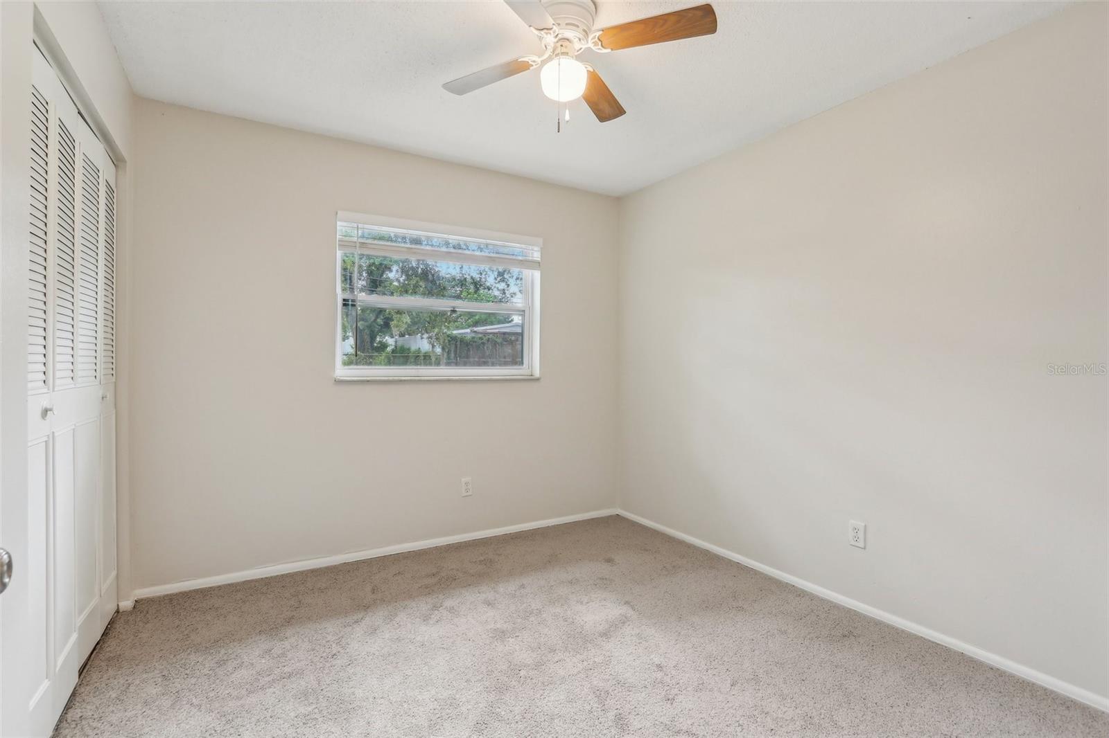 Image 23 of 29 For 384 Zinnia Drive