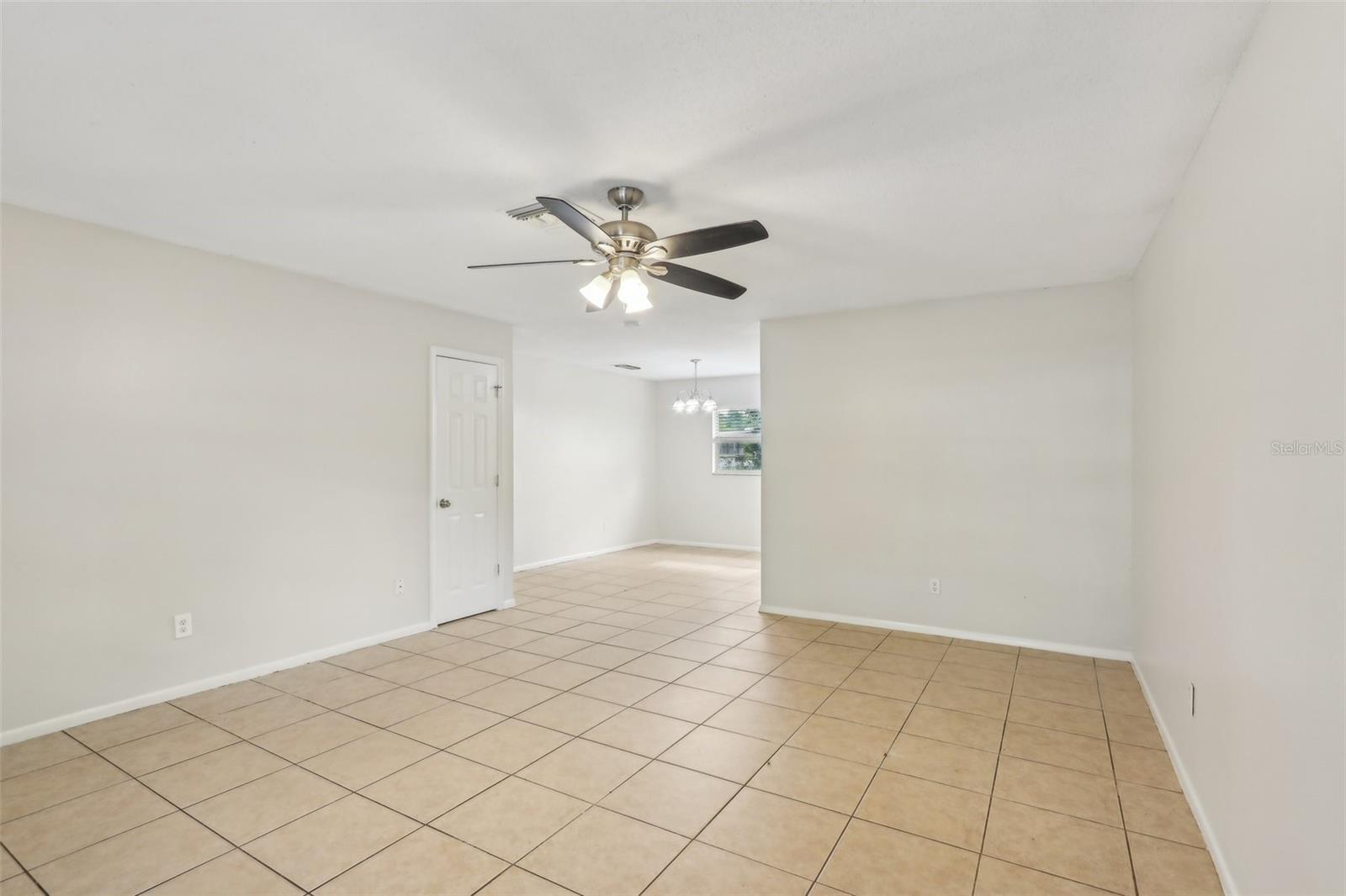 Image 6 of 29 For 384 Zinnia Drive